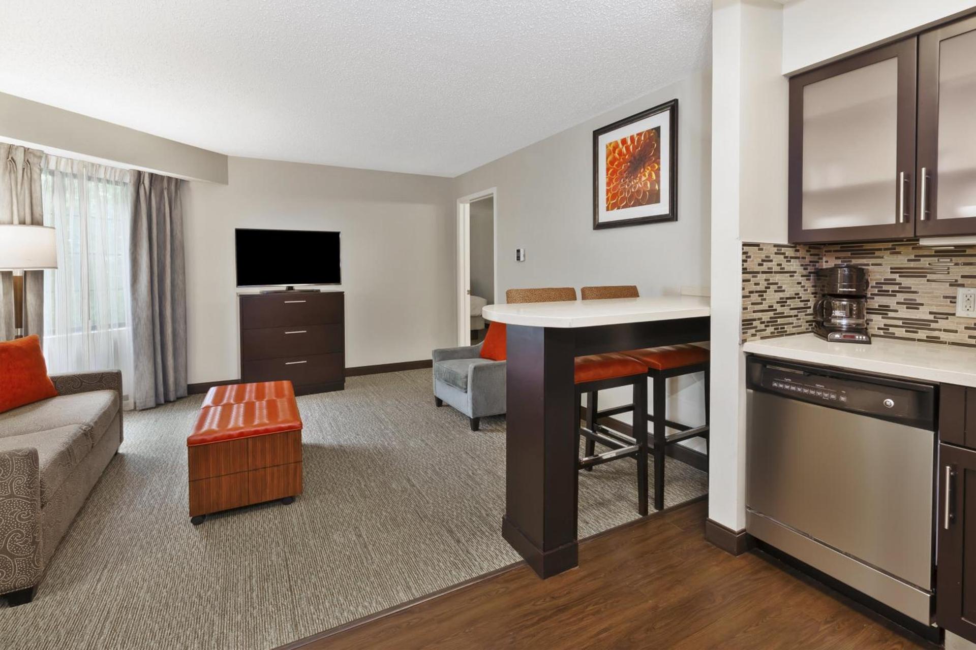 Staybridge Suites Detroit-Utica by IHG photo 15