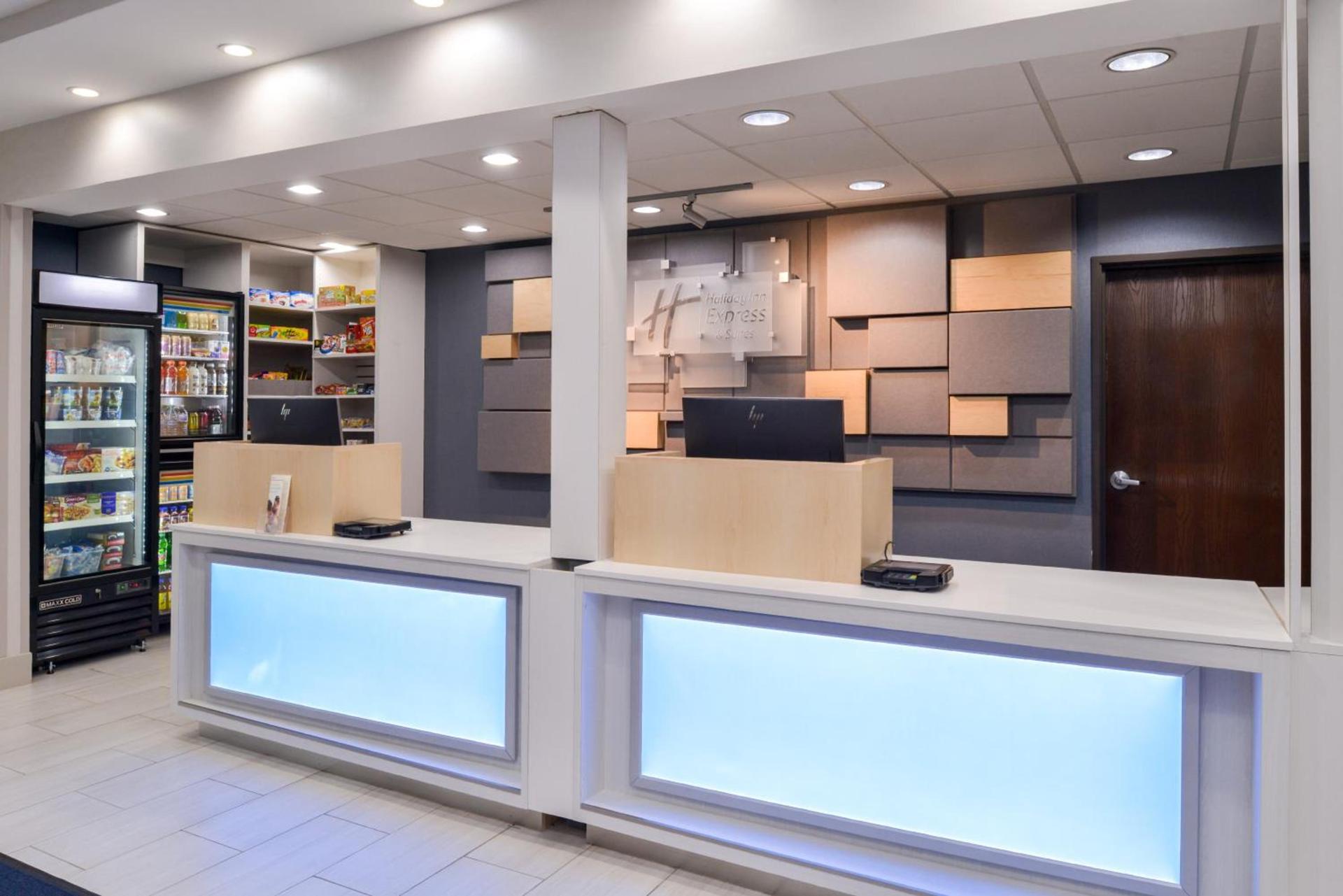 Holiday Inn Express Wixom by IHG photo 44