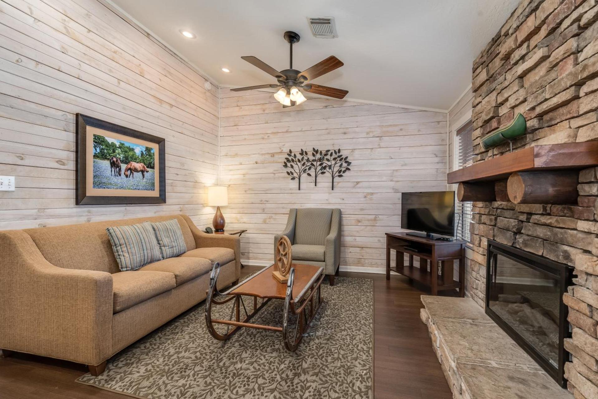 Holiday Inn Club Vacations Piney Shores Resort at Lake Conroe photo 6