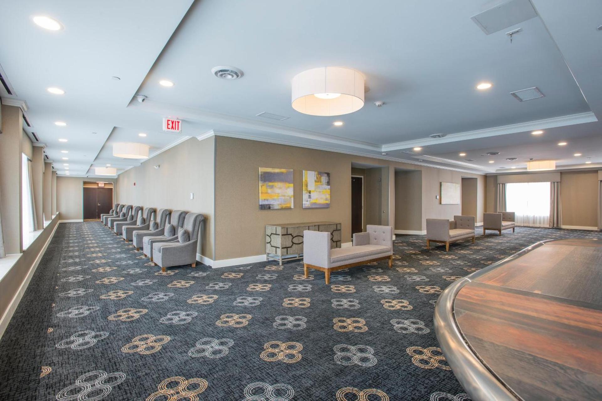 Voco The Clair Cincinnati Downtown by IHG photo 1