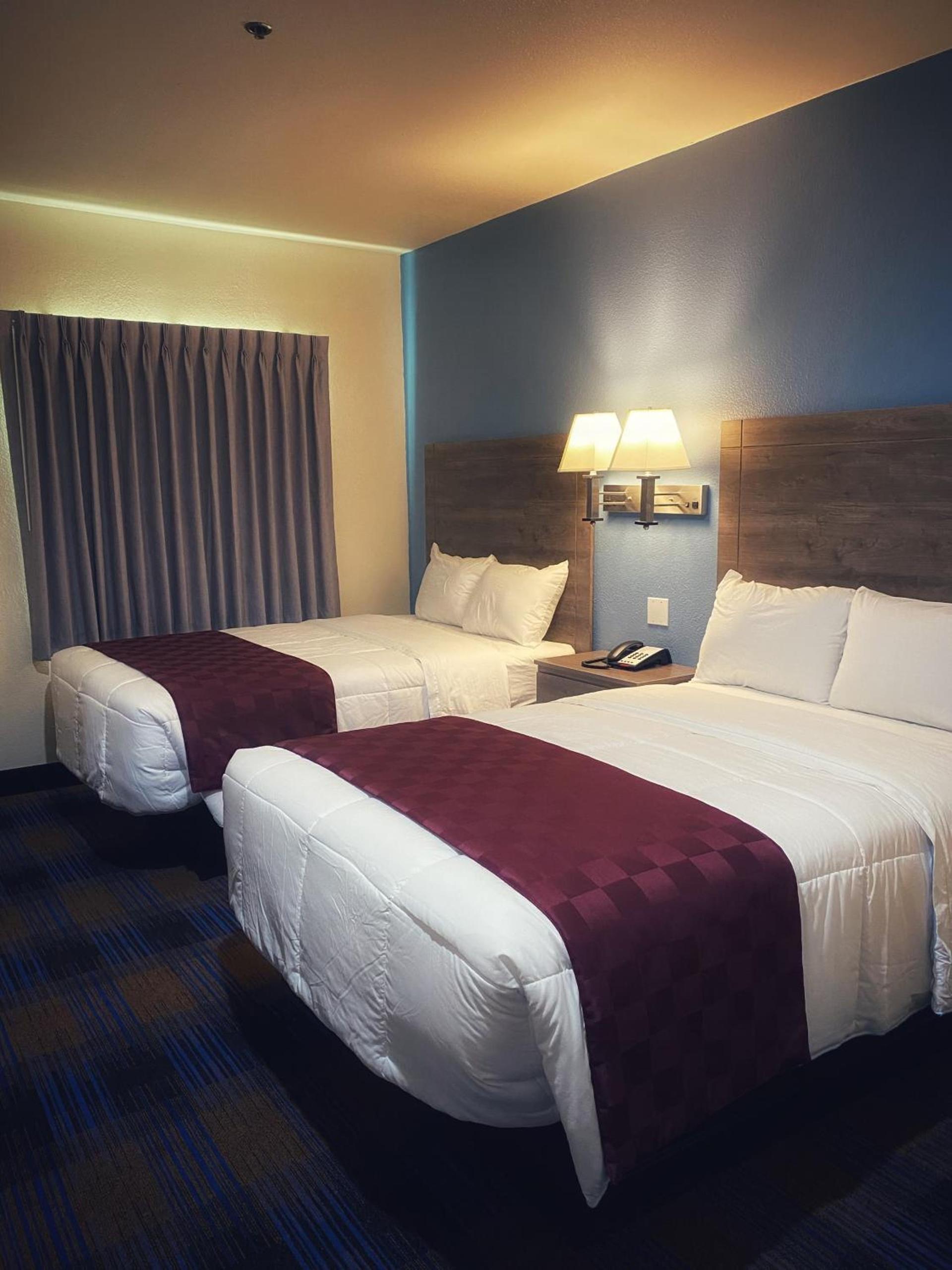 Lone Star Inn photo 12