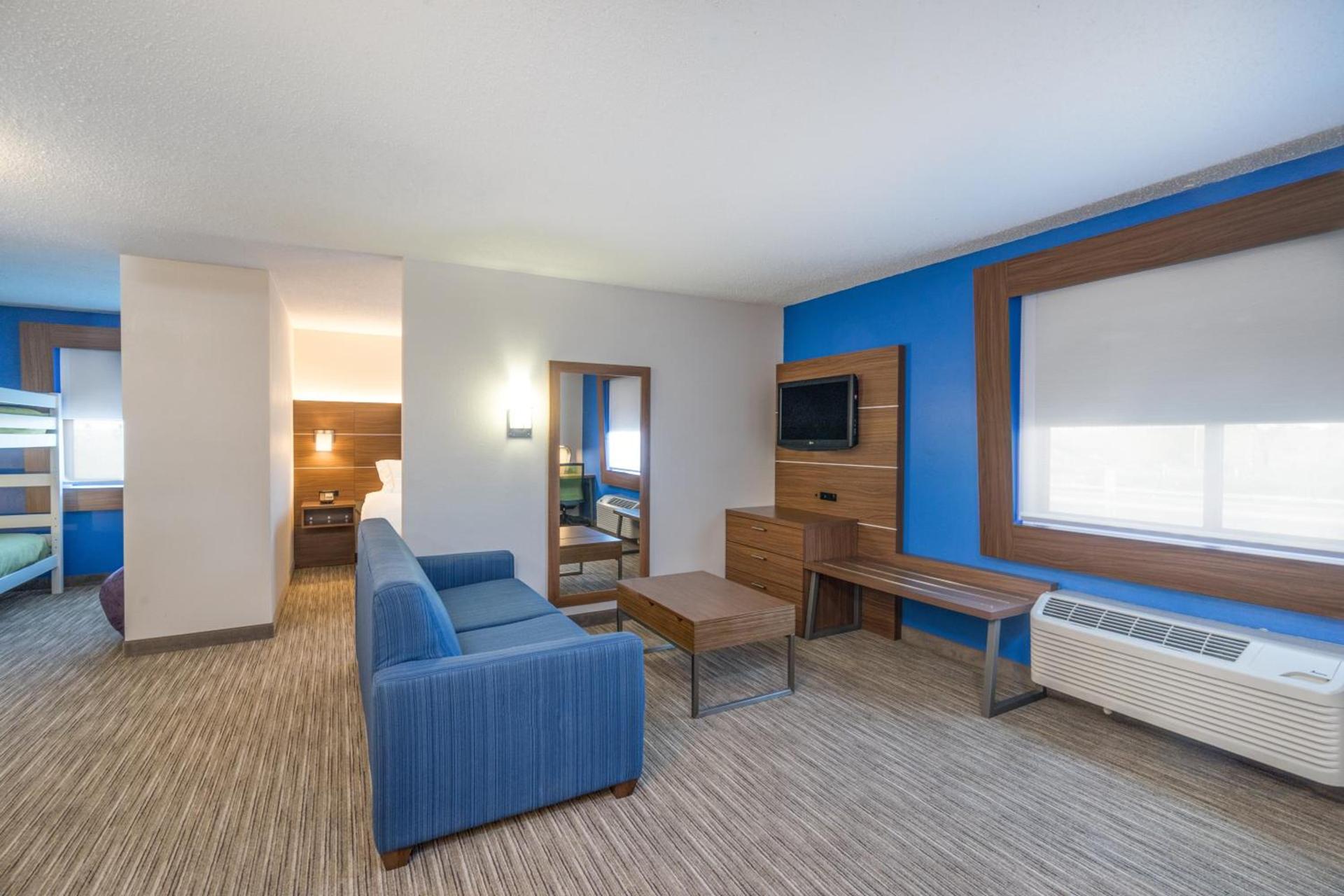 Holiday Inn Express Hotel Howe / Sturgis by IHG photo 36
