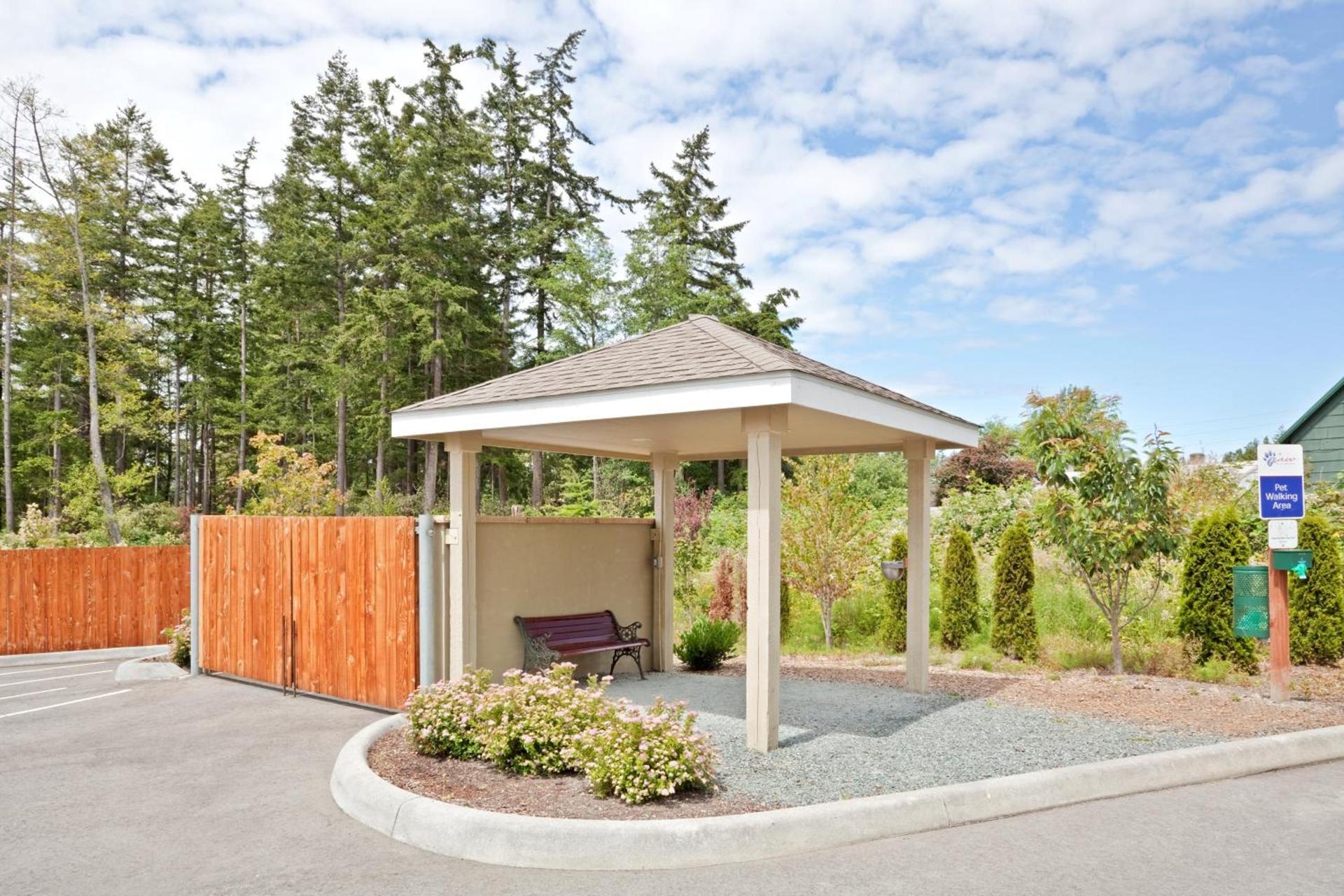 Candlewood Suites Oak Harbor by IHG photo 2