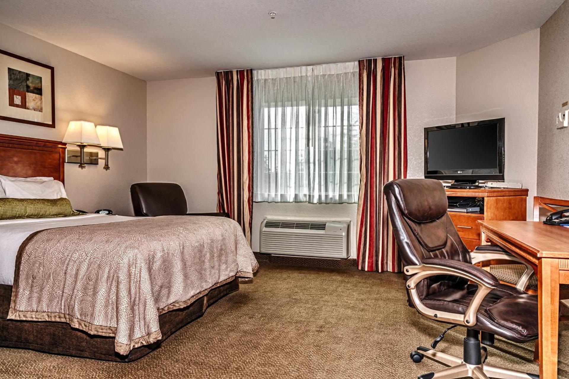 Candlewood Suites Oak Harbor by IHG photo 18
