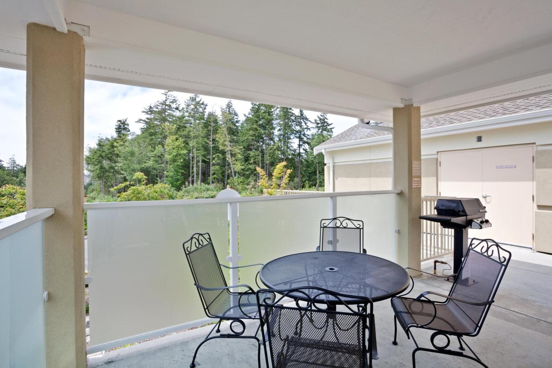 Candlewood Suites Oak Harbor by IHG photo 4