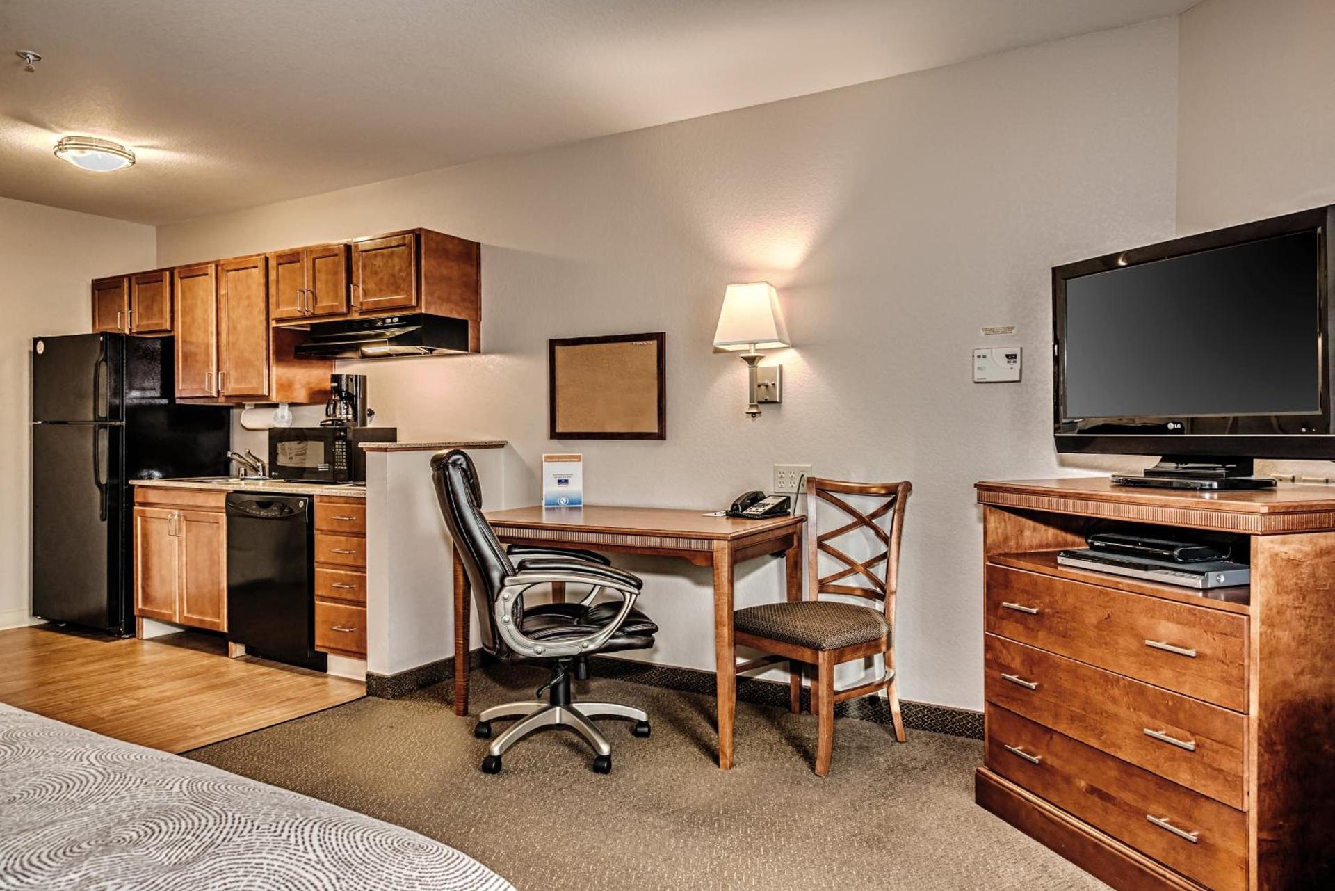 Candlewood Suites Oak Harbor by IHG photo 21
