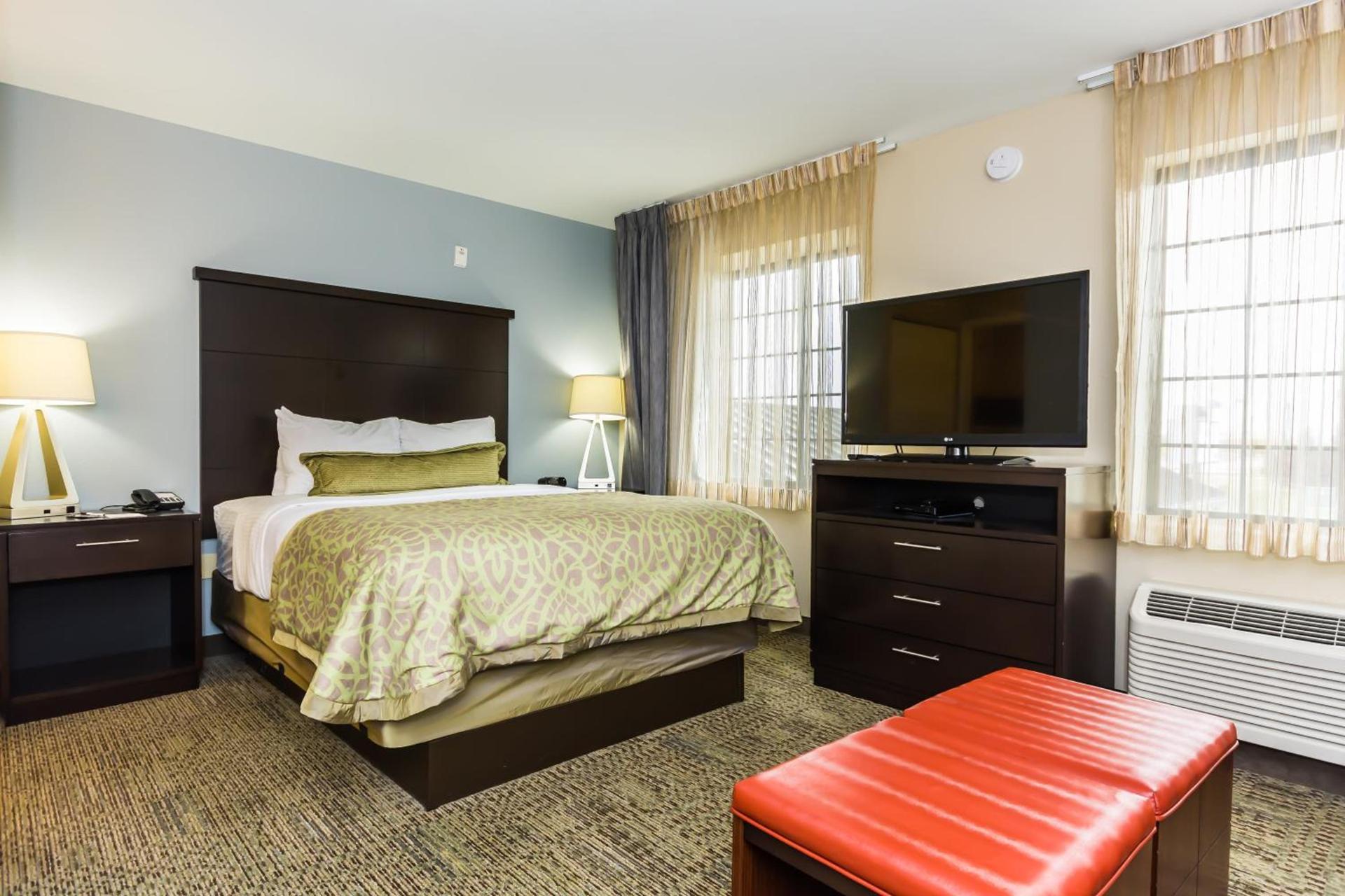 Staybridge Suites Grand Forks by IHG photo 14