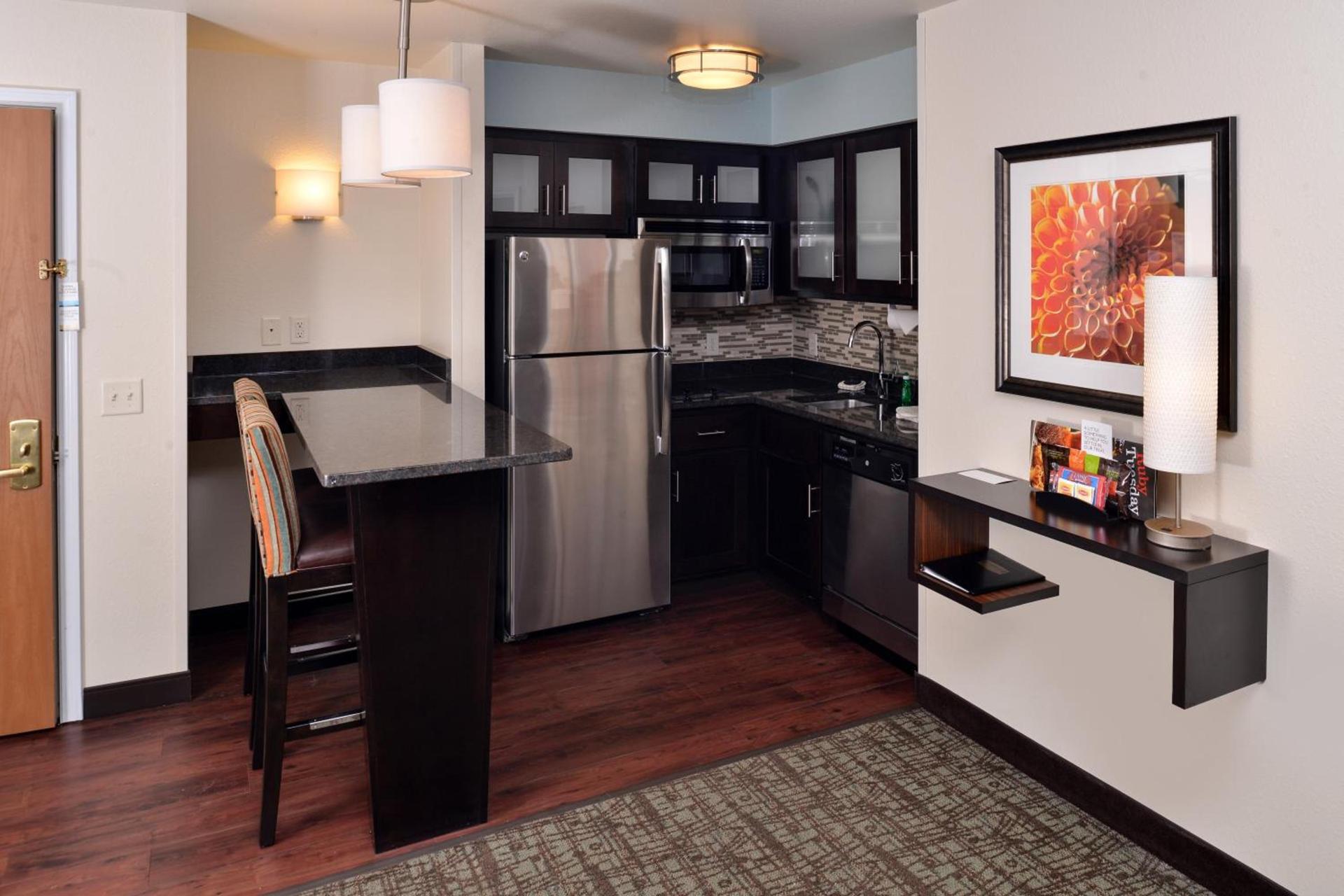 Staybridge Suites Sioux Falls at Empire Mall by IHG photo 11