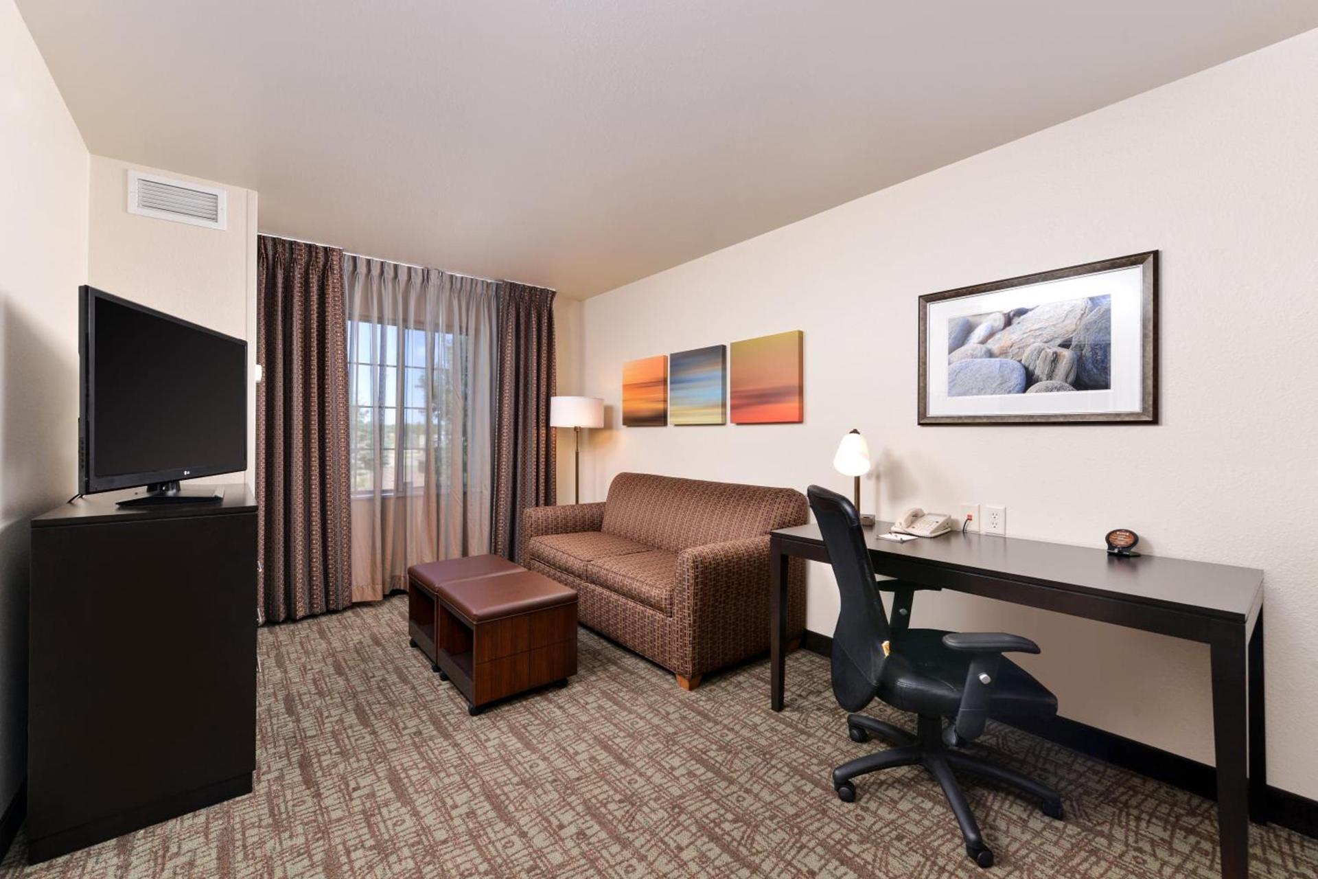 Staybridge Suites Sioux Falls at Empire Mall by IHG photo 13