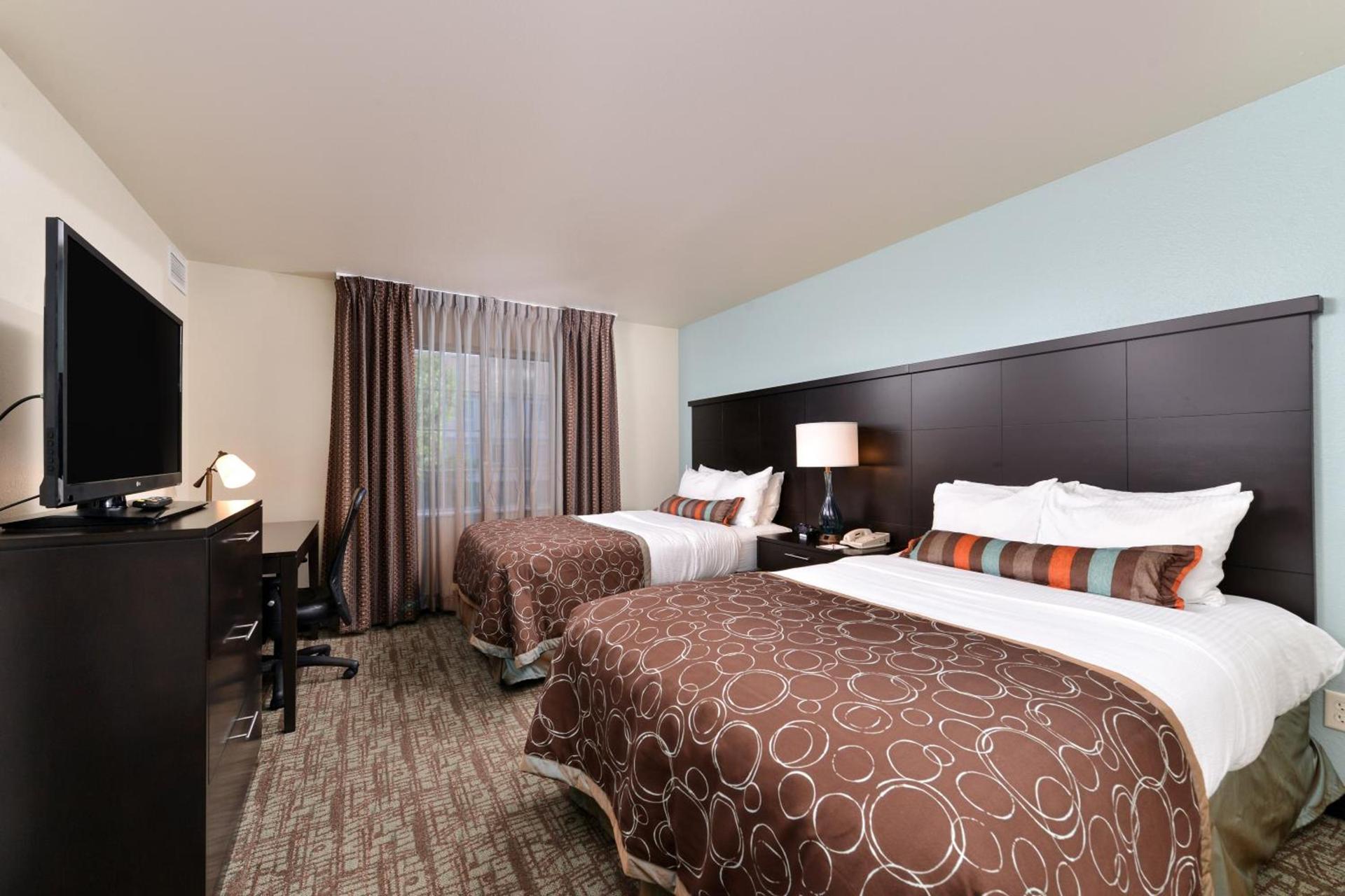 Staybridge Suites Sioux Falls at Empire Mall by IHG photo 44