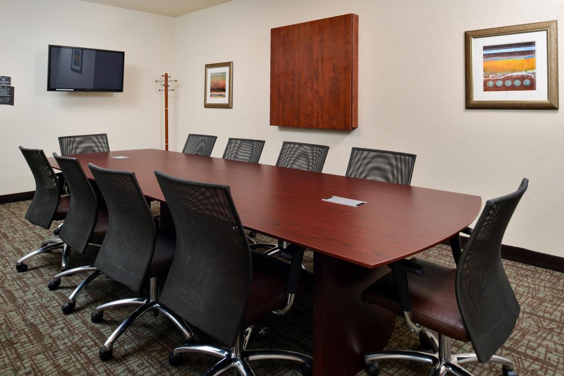 Staybridge Suites Sioux Falls at Empire Mall by IHG photo 38