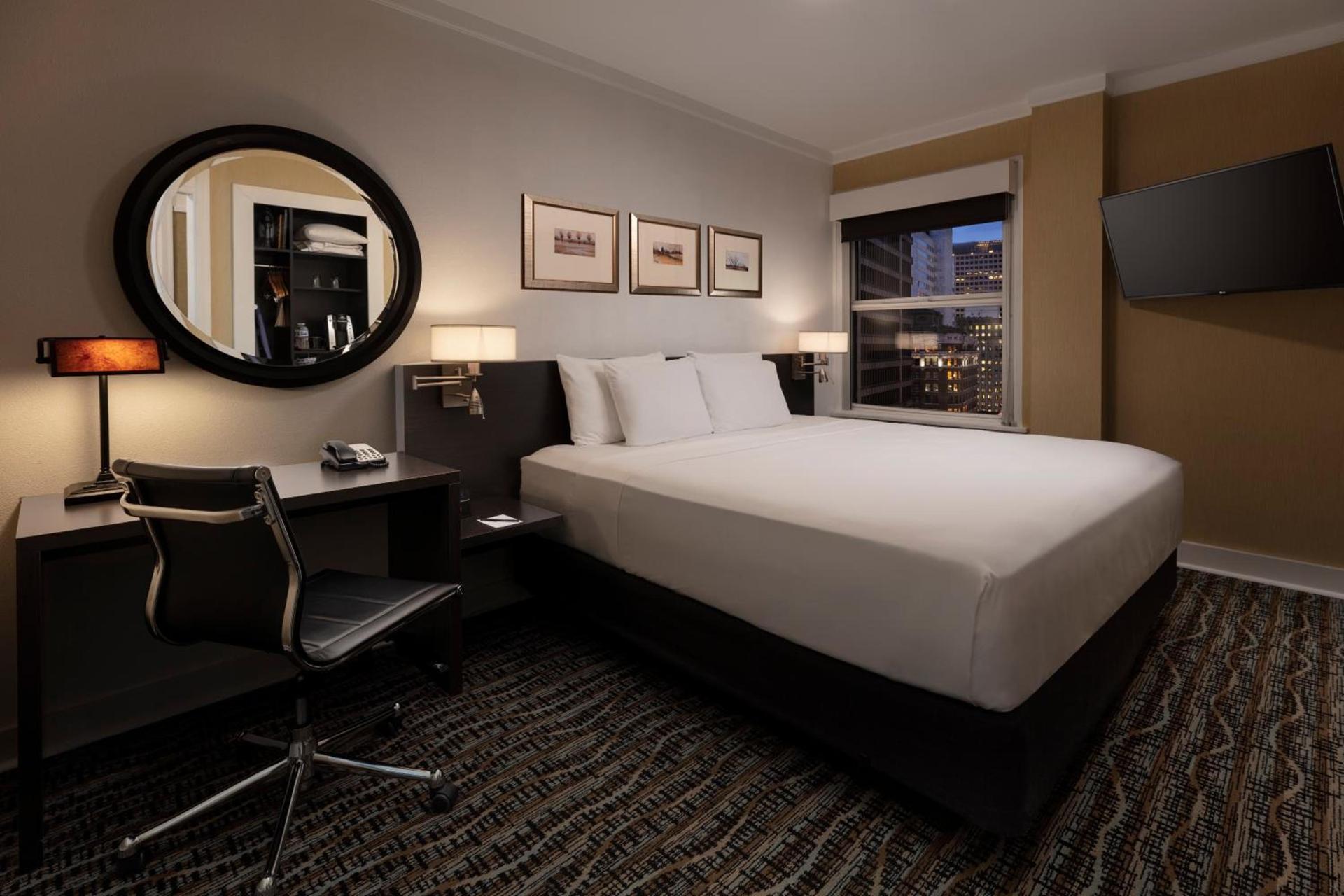 Executive Hotel Pacific photo 7