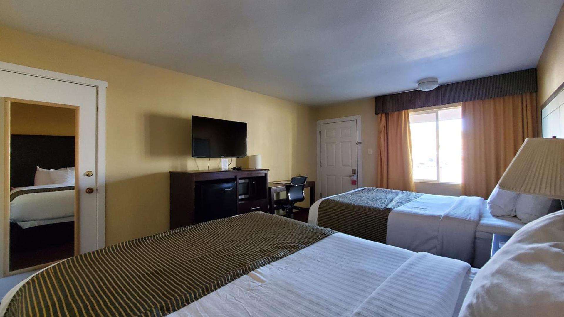 Ramada by Wyndham Flagstaff East photo 46