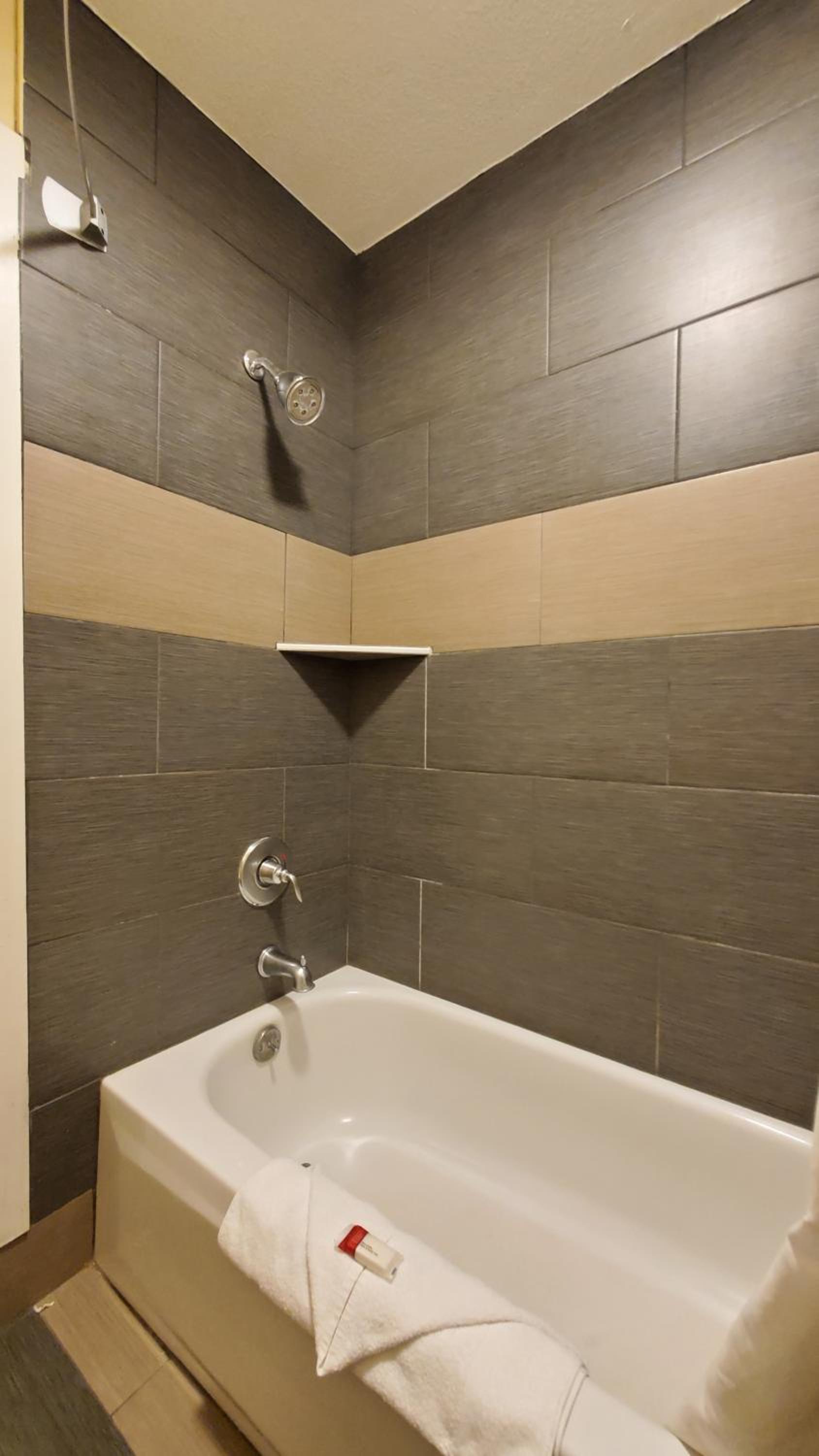 Ramada by Wyndham Flagstaff East photo 26