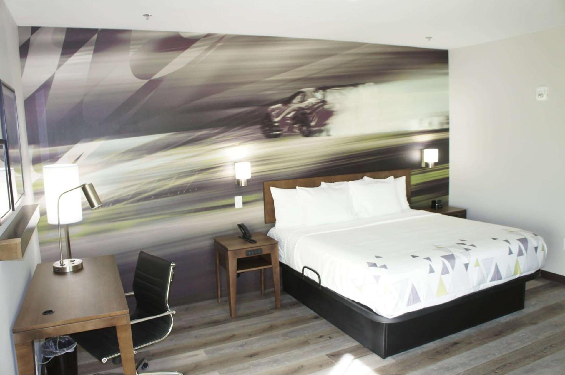 La Quinta Inn & Suites by Wyndham Braselton photo 69