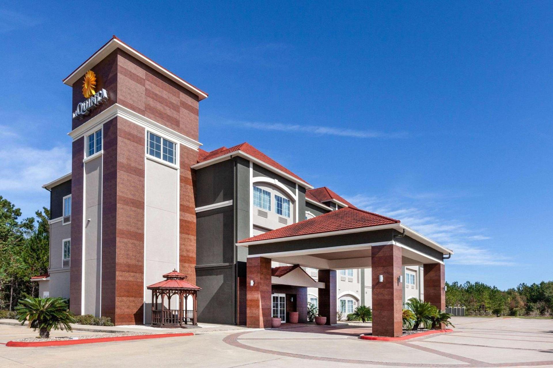 La Quinta by Wyndham Lumberton photo 20