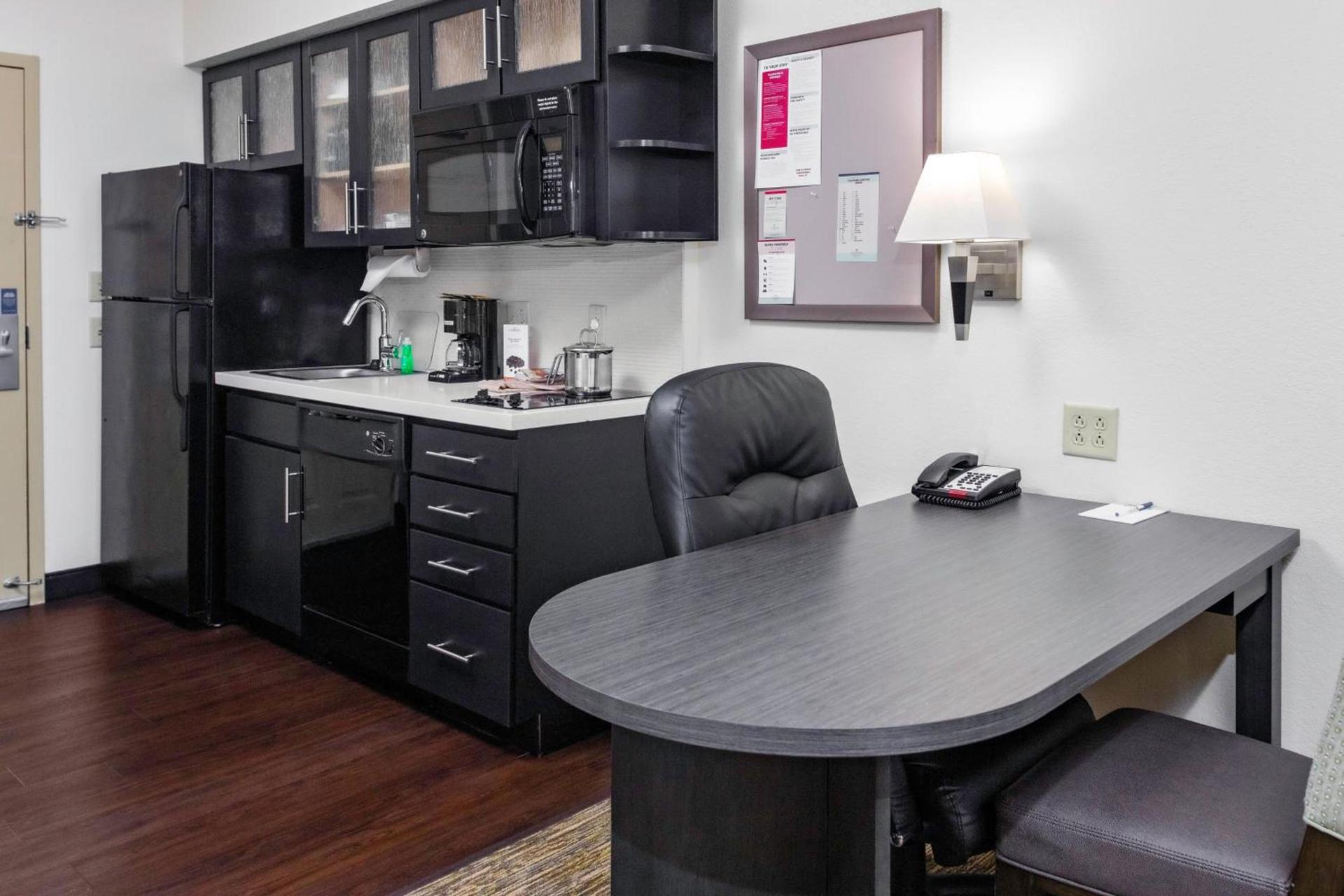 Candlewood Suites Warner Robins by IHG photo 8