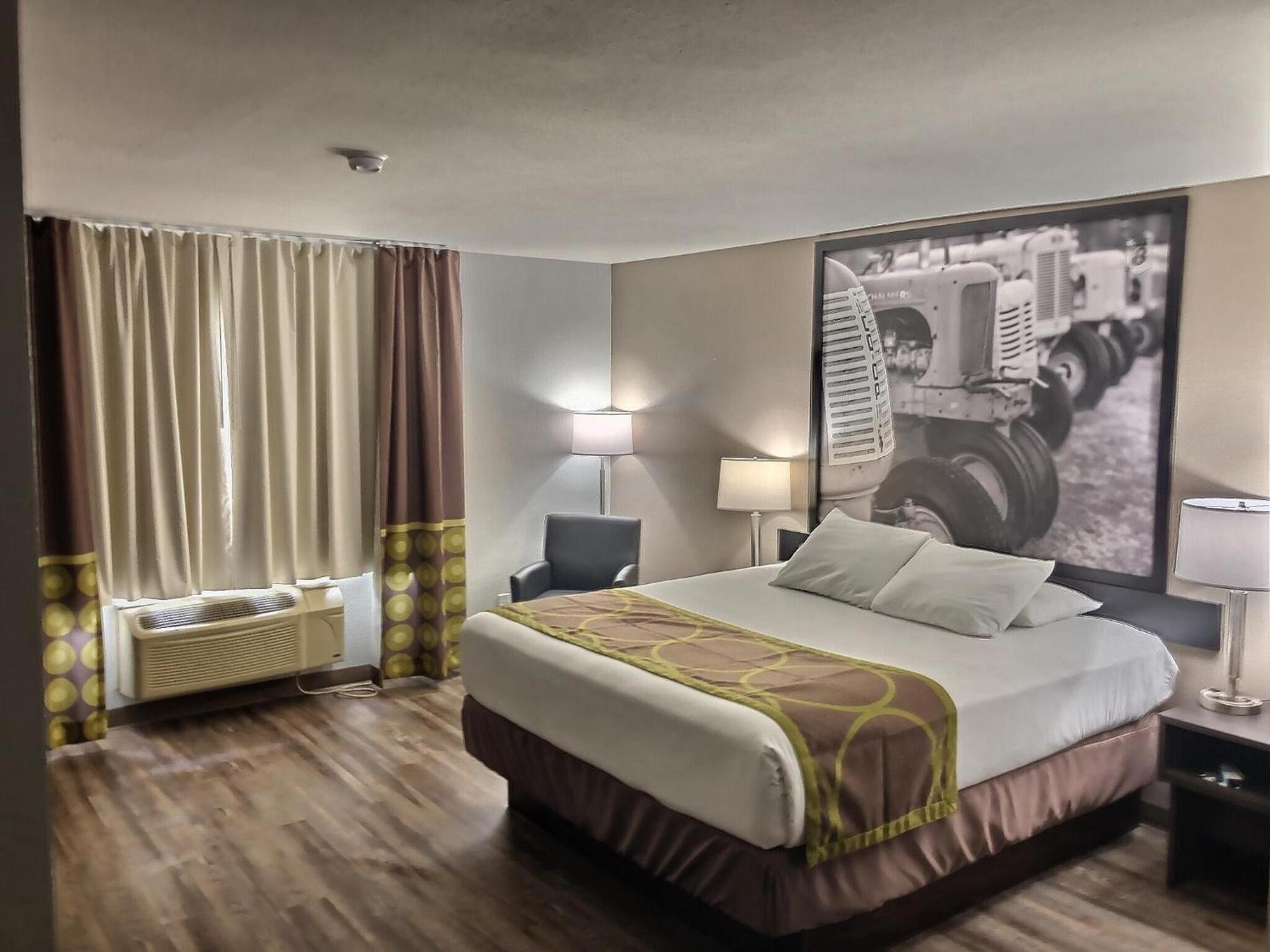 Super 8 by Wyndham Georgetown photo 3