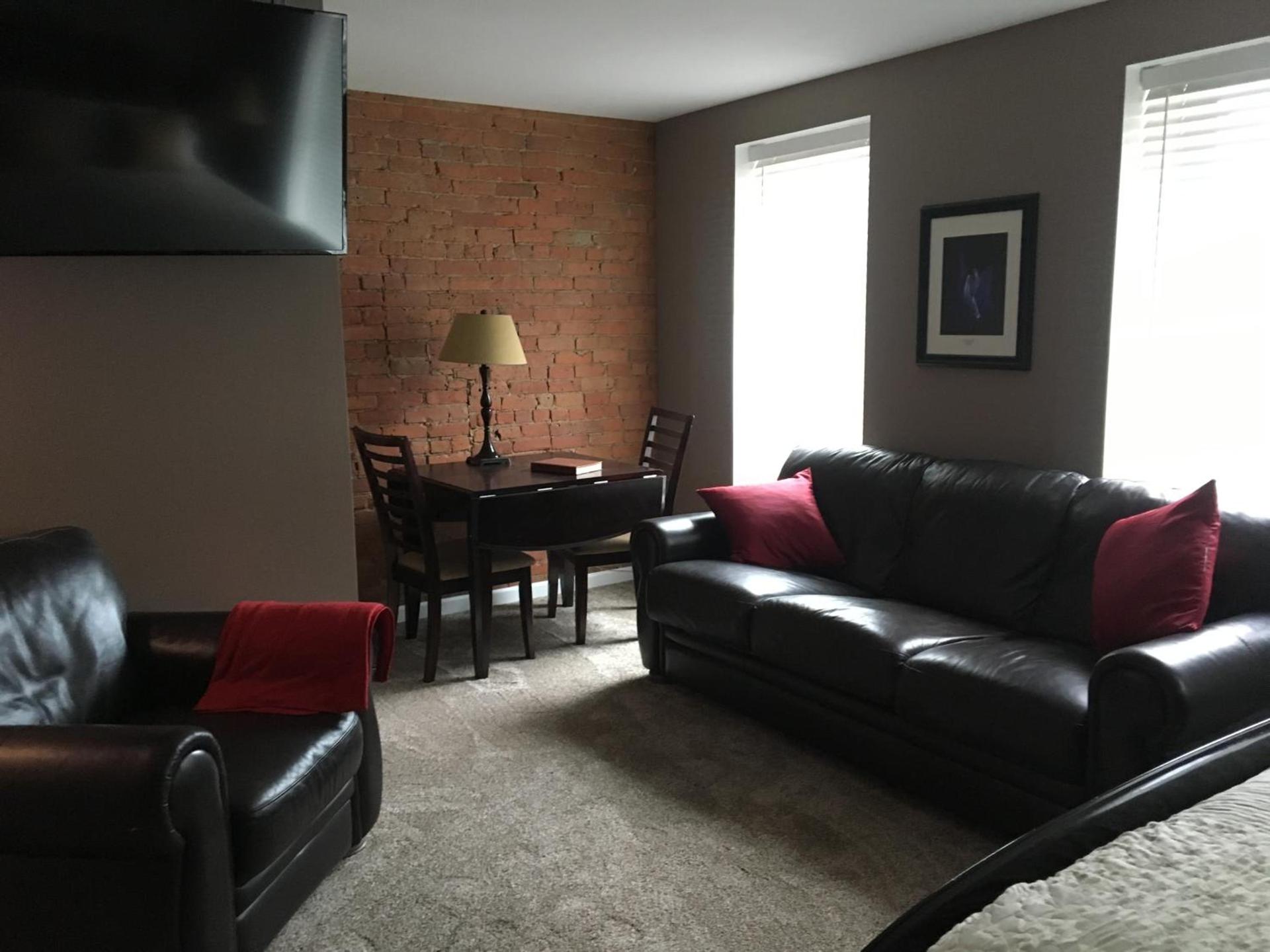 Lodging at the Gaffer Inn photo 20
