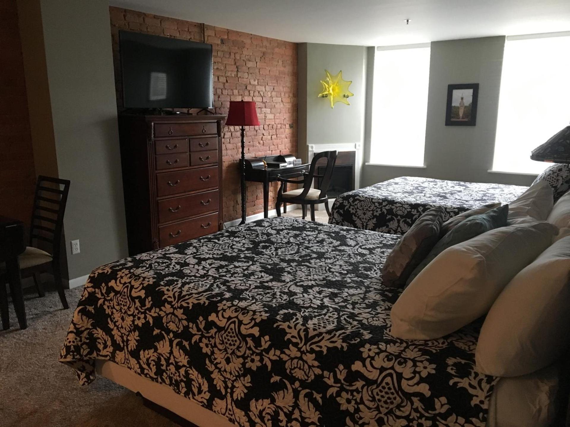 Lodging at the Gaffer Inn photo 23