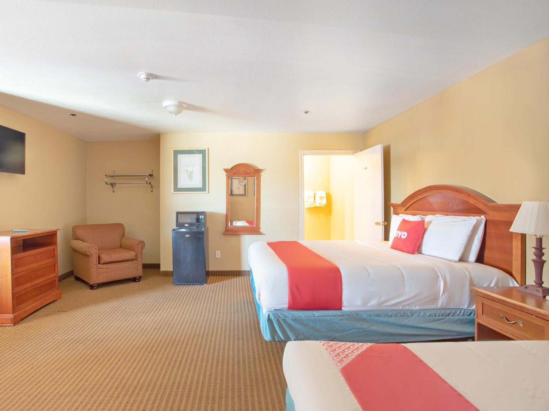 Rodeway Inn photo 74