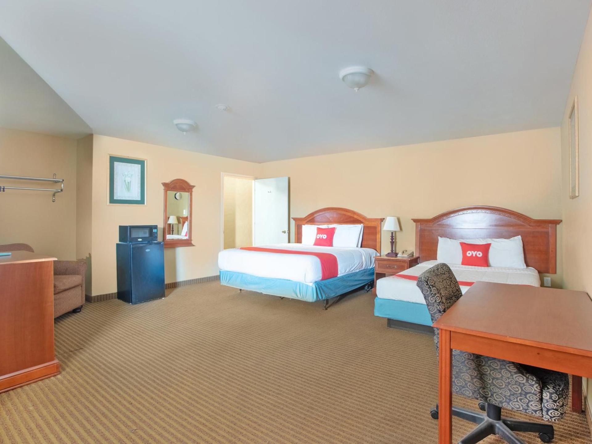 Rodeway Inn photo 23