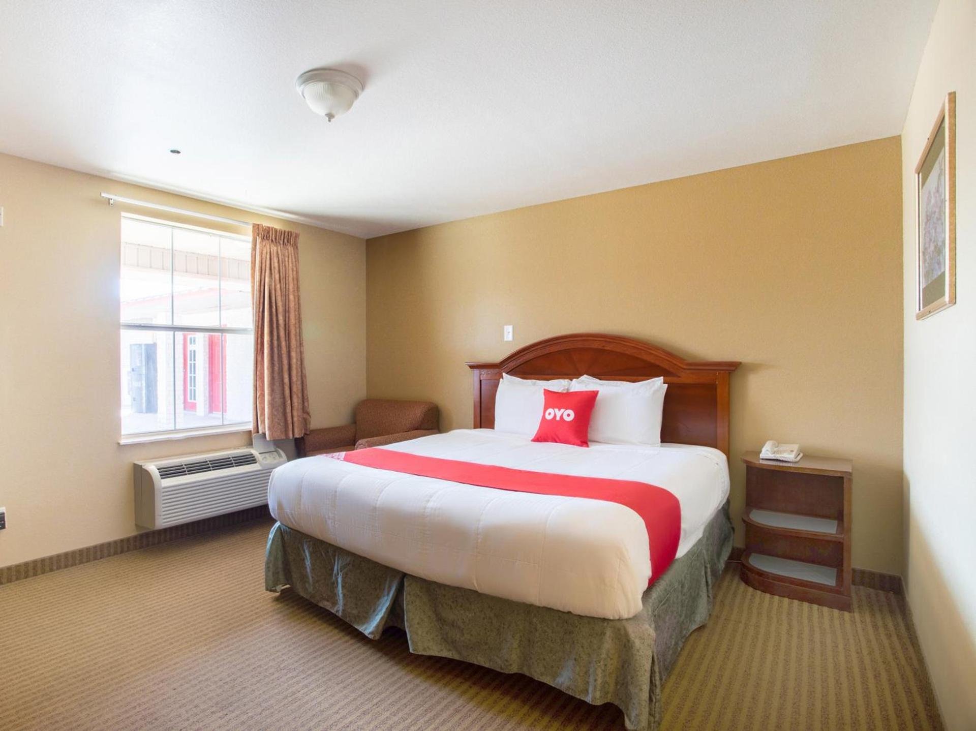 Rodeway Inn photo 75