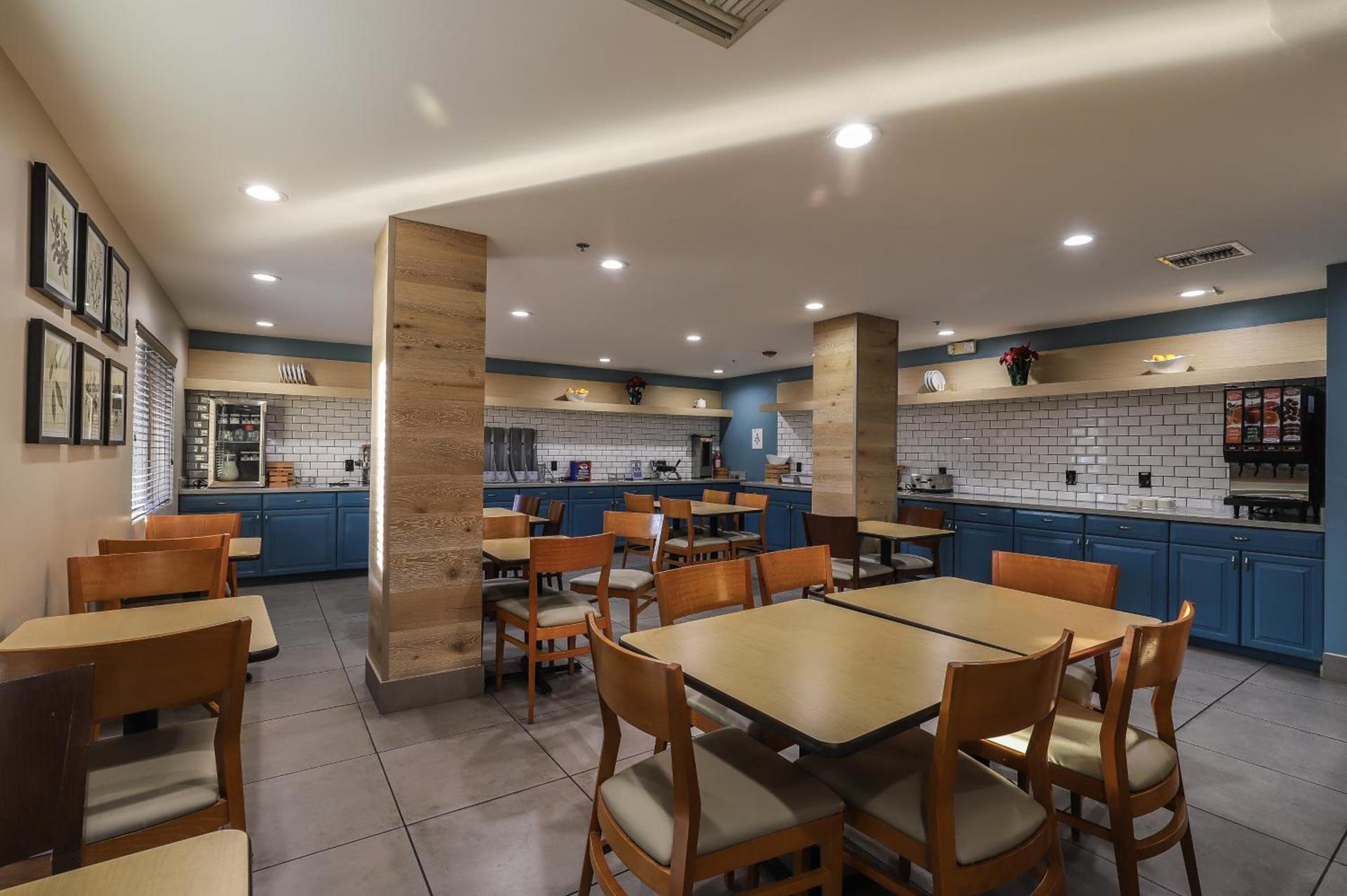 Wingate by Wyndham Chandler Phoenix photo 22
