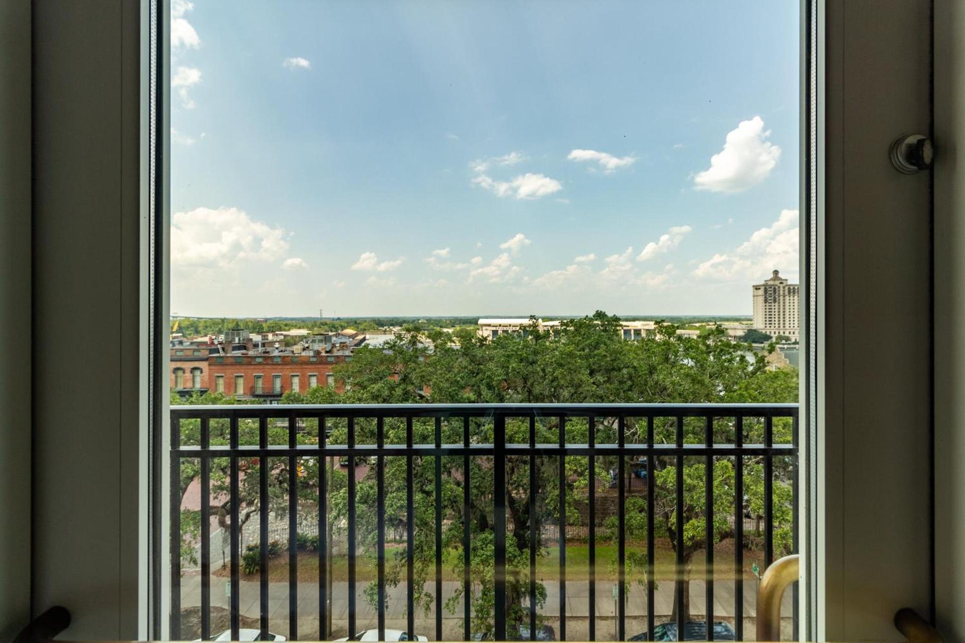 Holiday Inn Express Savannah - Historic District photo 46