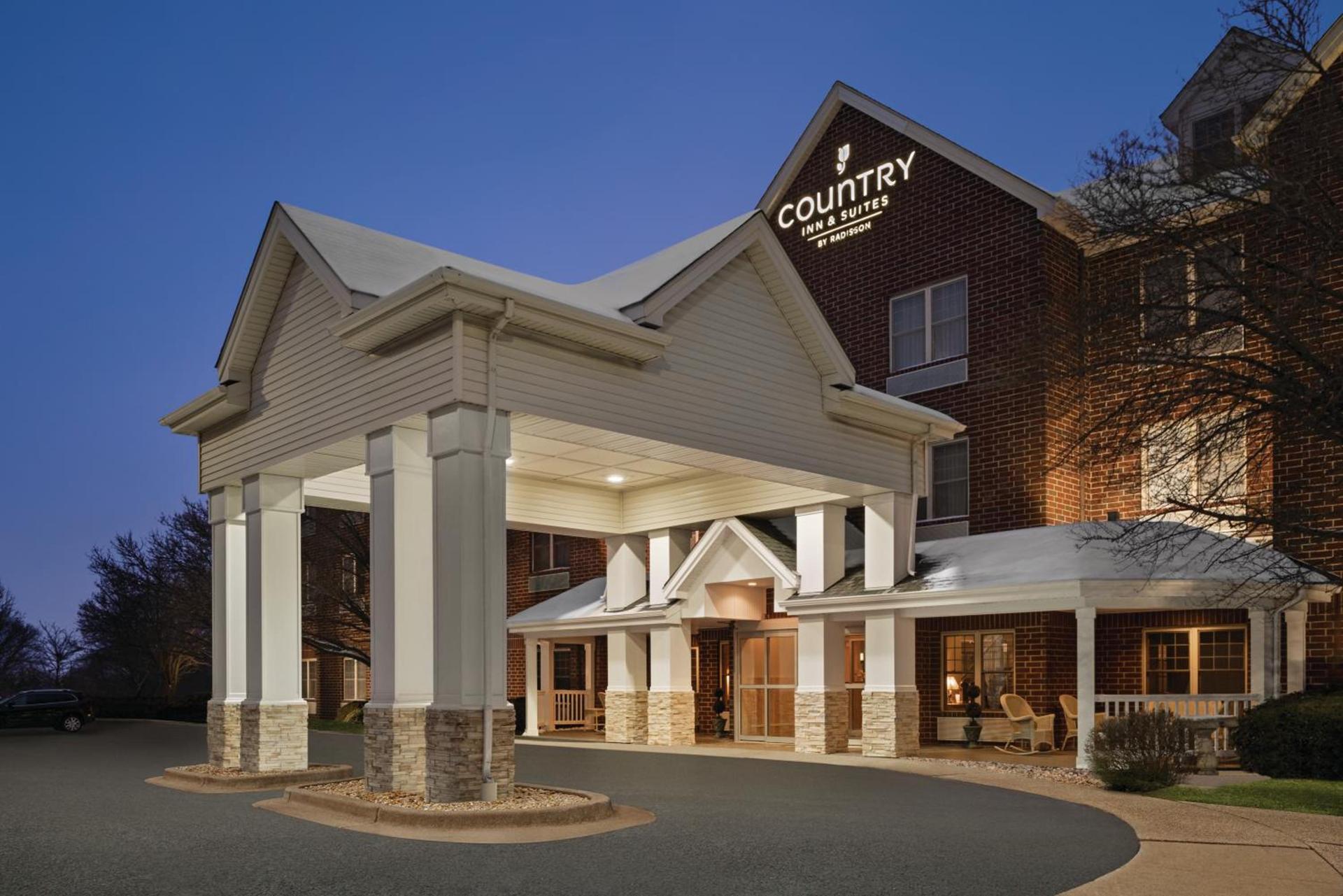 Country Inn & Suites by Radisson, Schaumburg, IL photo 28