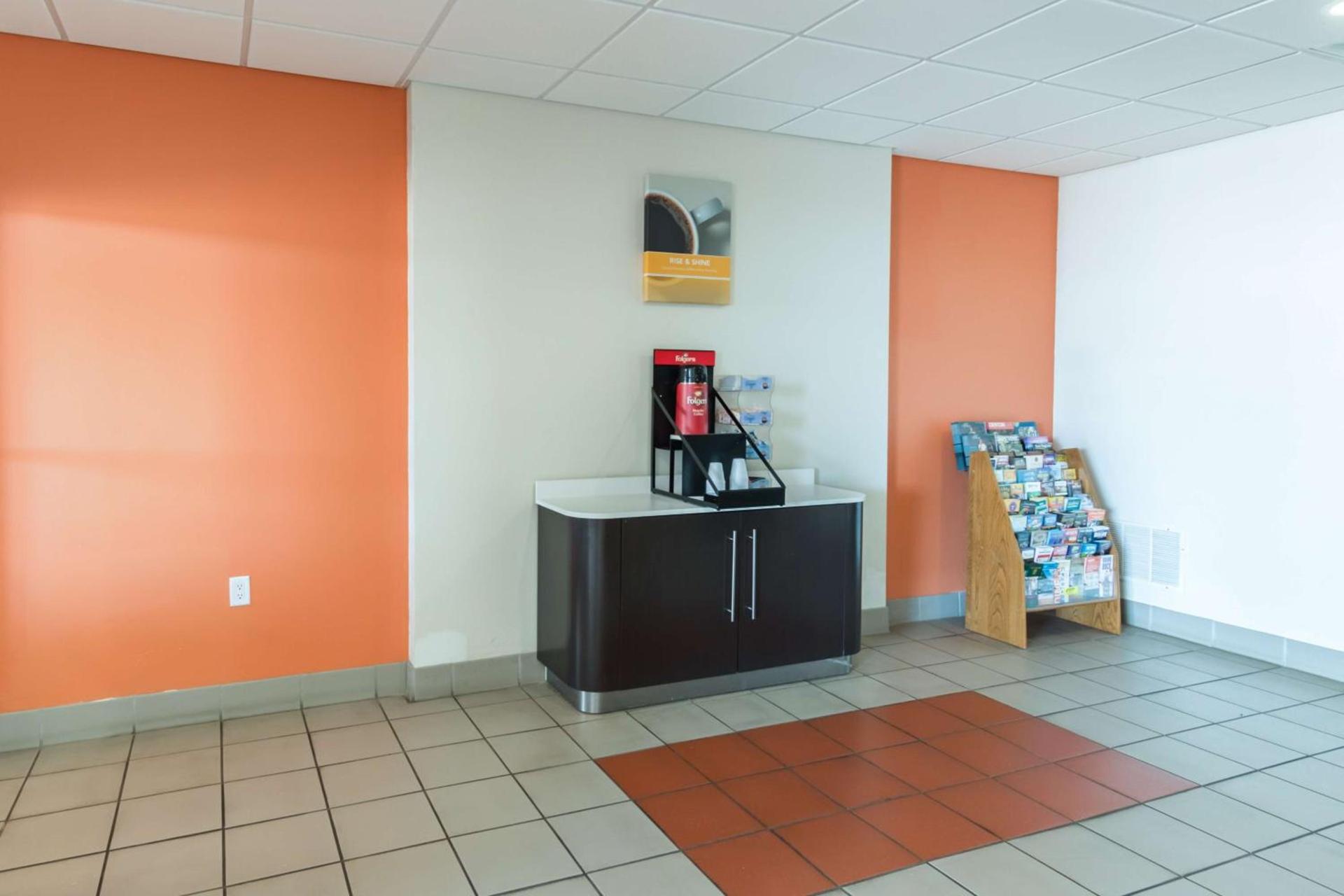 Motel 6-Stephenville, TX photo 19