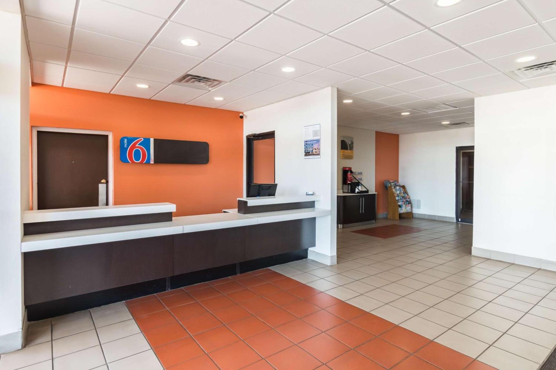 Motel 6-Stephenville, TX photo 21