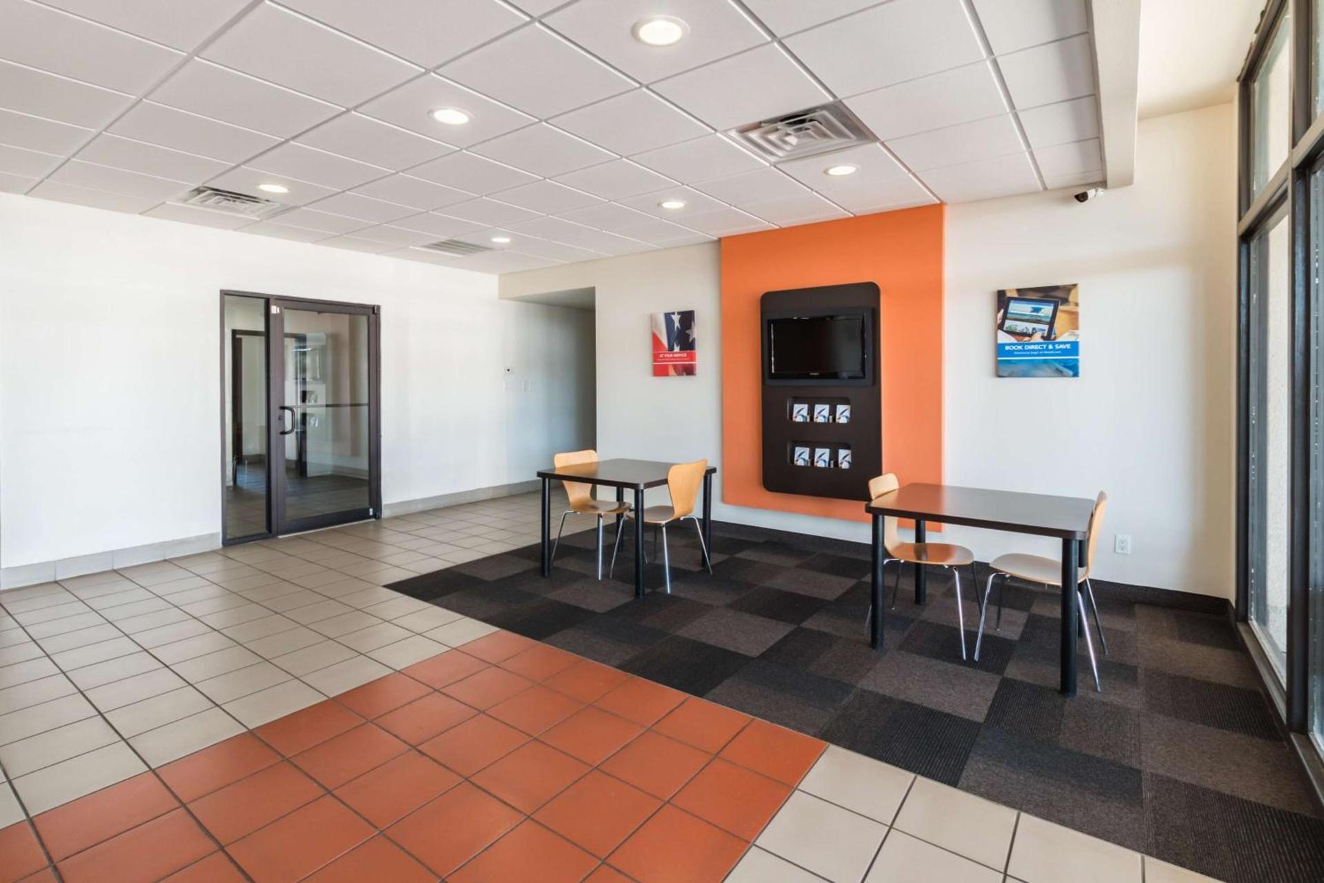 Motel 6-Stephenville, TX photo 22