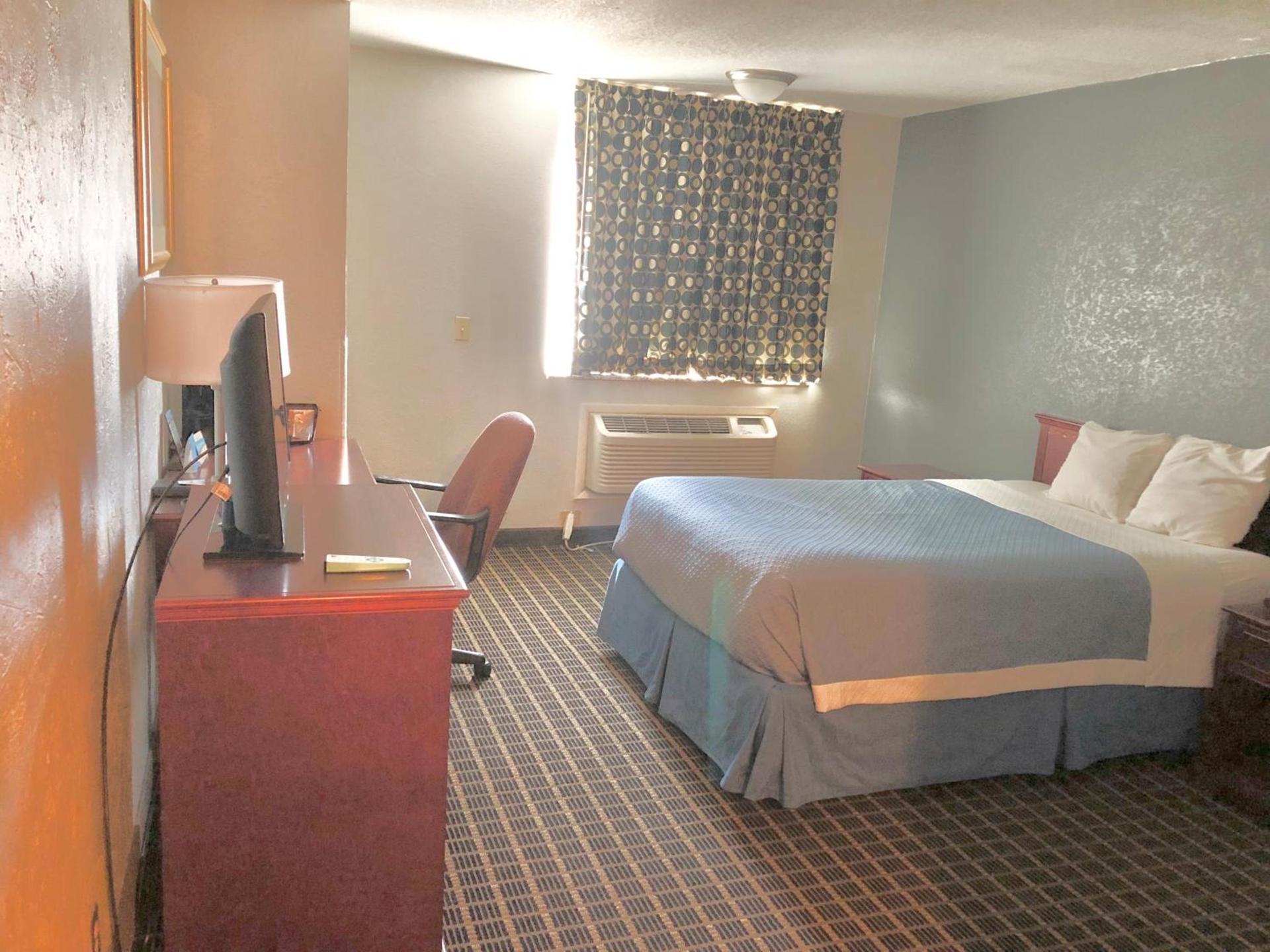 Quality Inn West Des Moines I-80 & I-235 photo 12