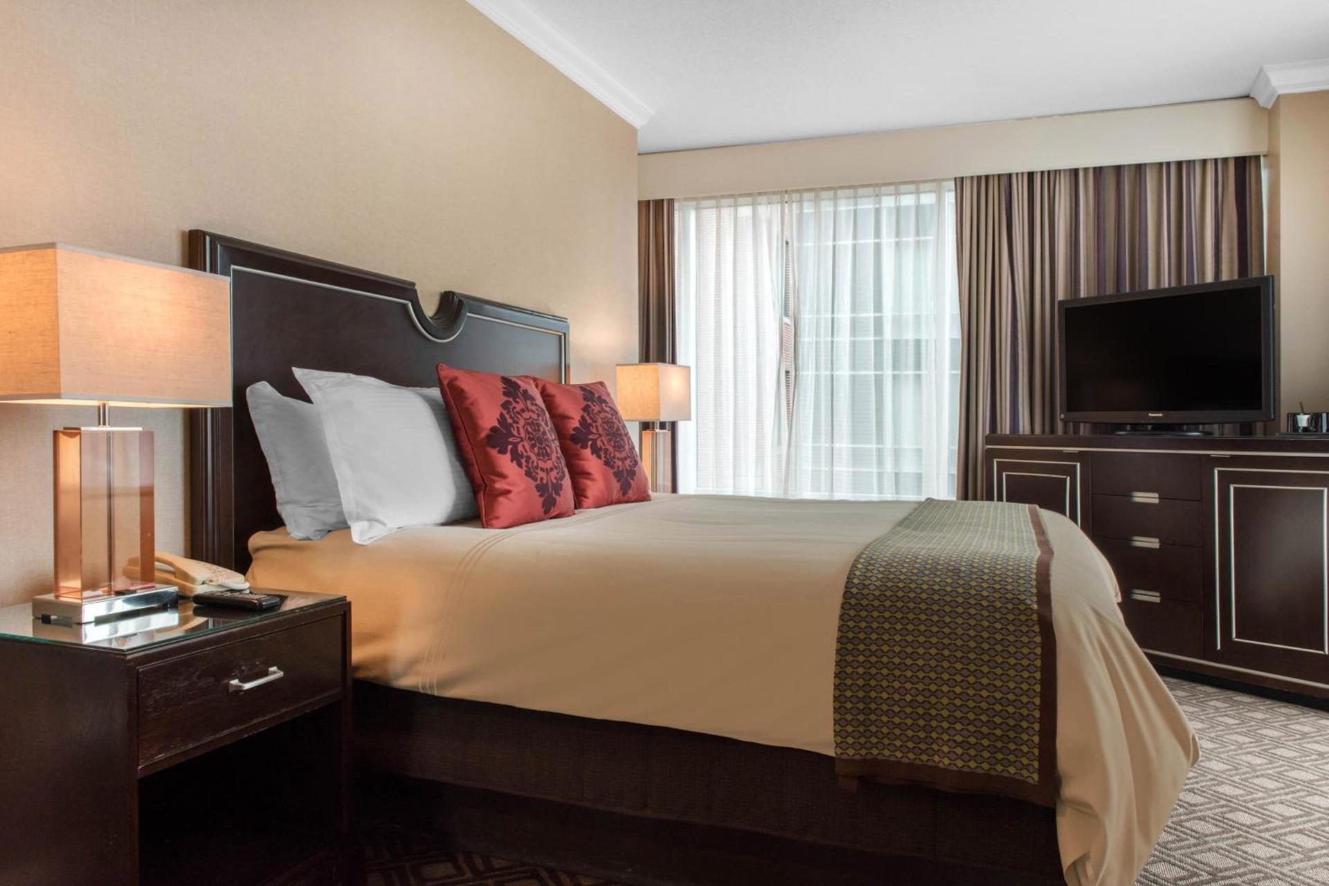 Omni Severin Hotel photo 39