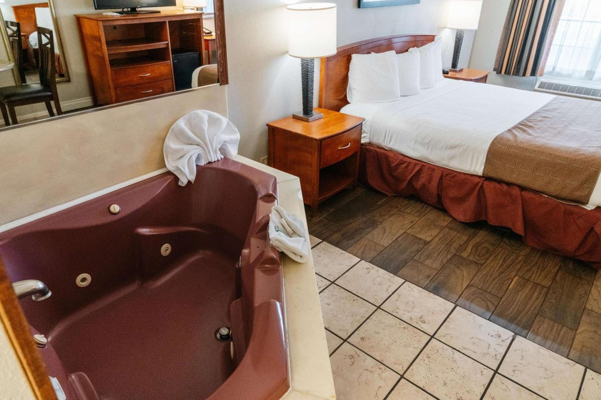 Best Western Palm Garden Inn photo 18