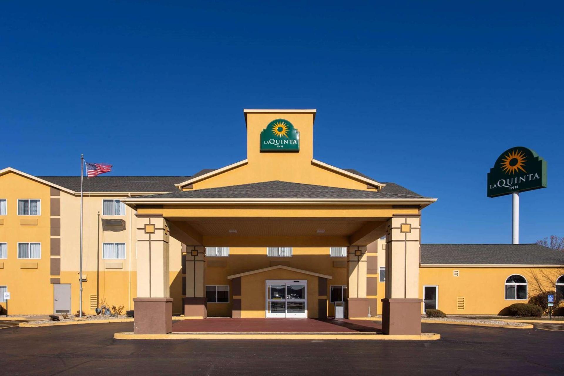 La Quinta Inn & Suites by Wyndham Peru Starved Rock St Park — hotel in Peru