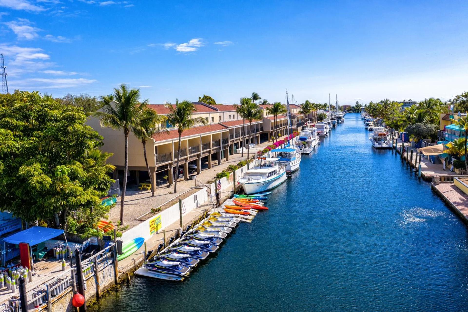 Waterside Suites and Marina photo 14