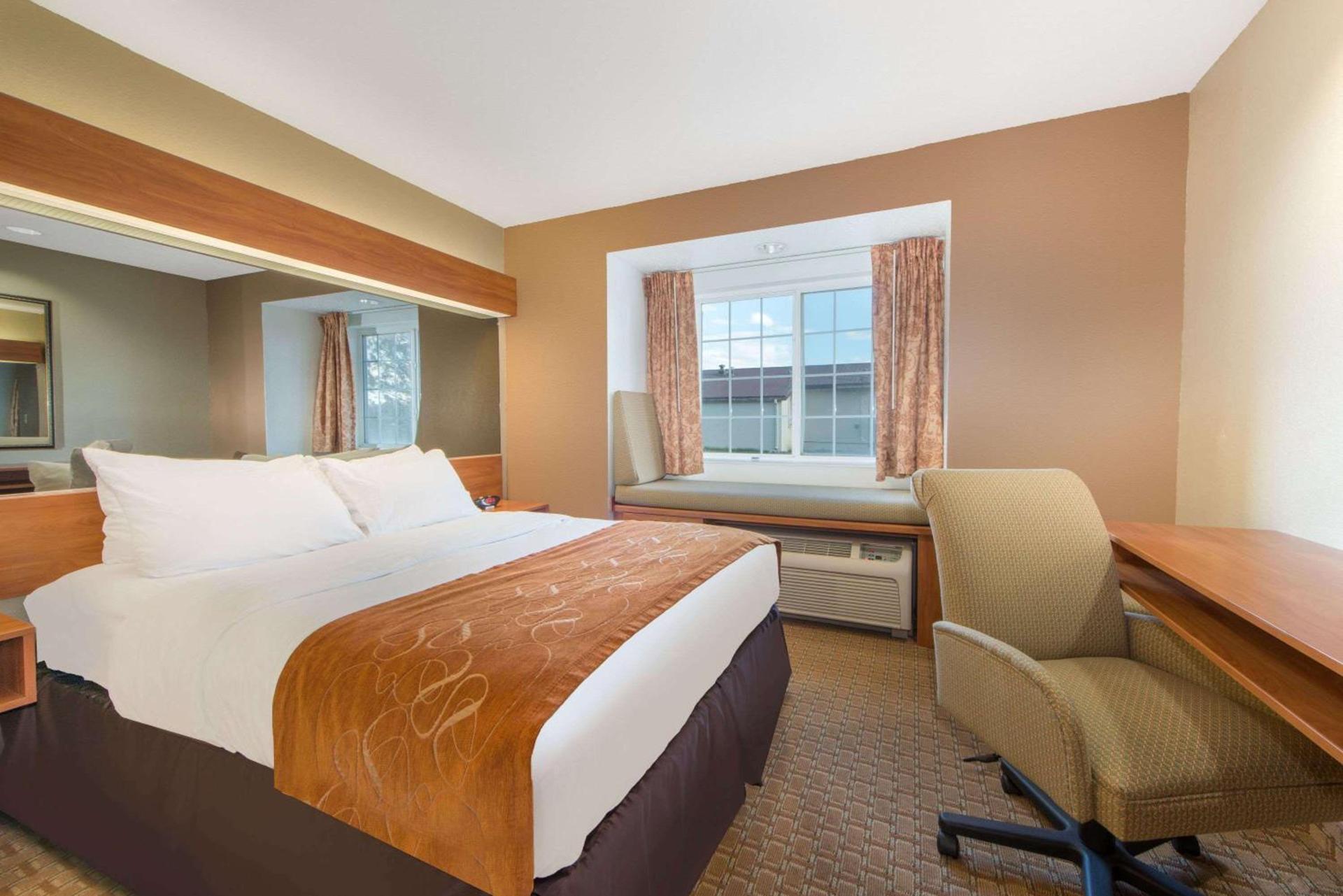 Microtel Inn & Suites photo 28