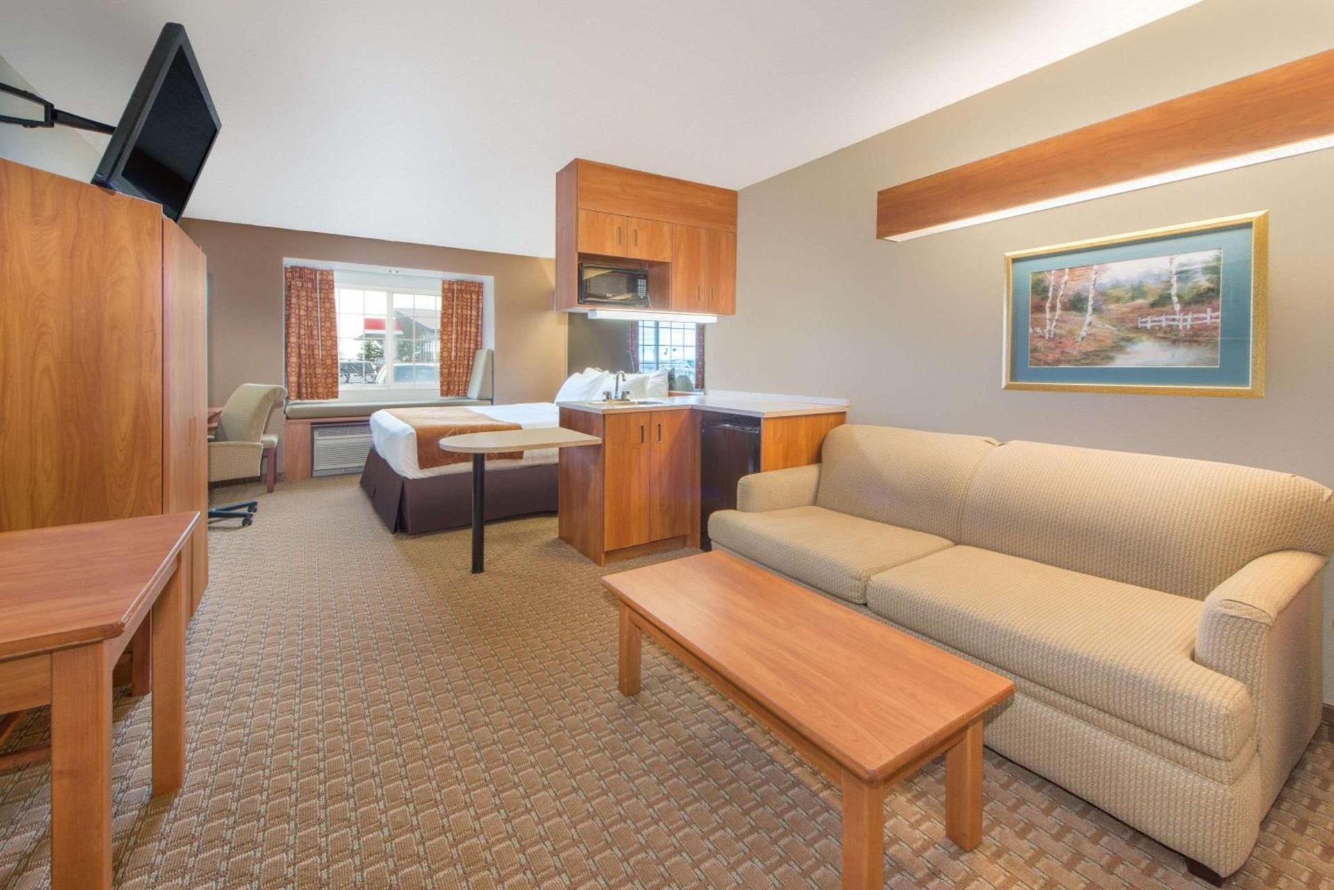 Microtel Inn & Suites photo 29