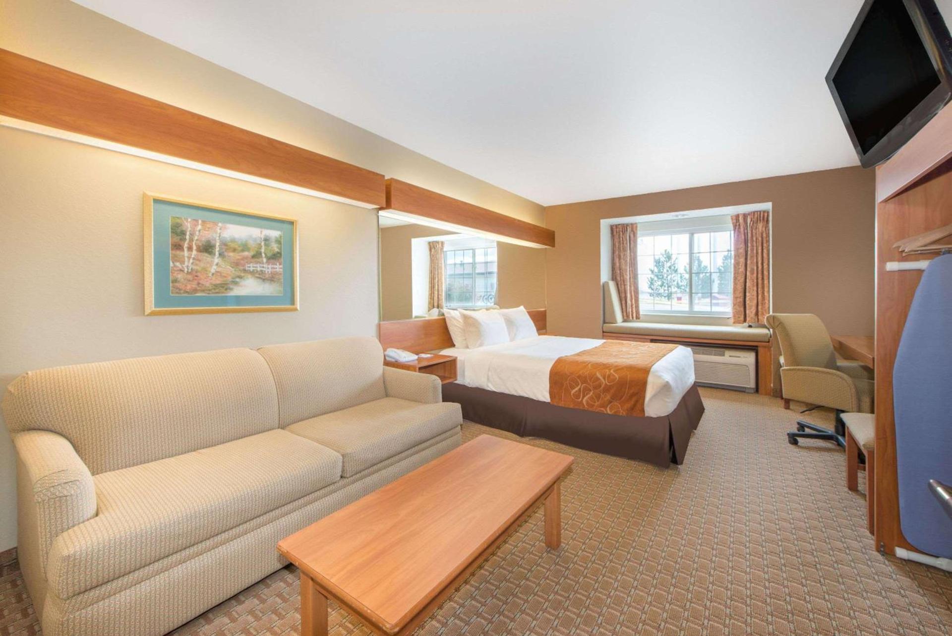 Microtel Inn & Suites photo 30