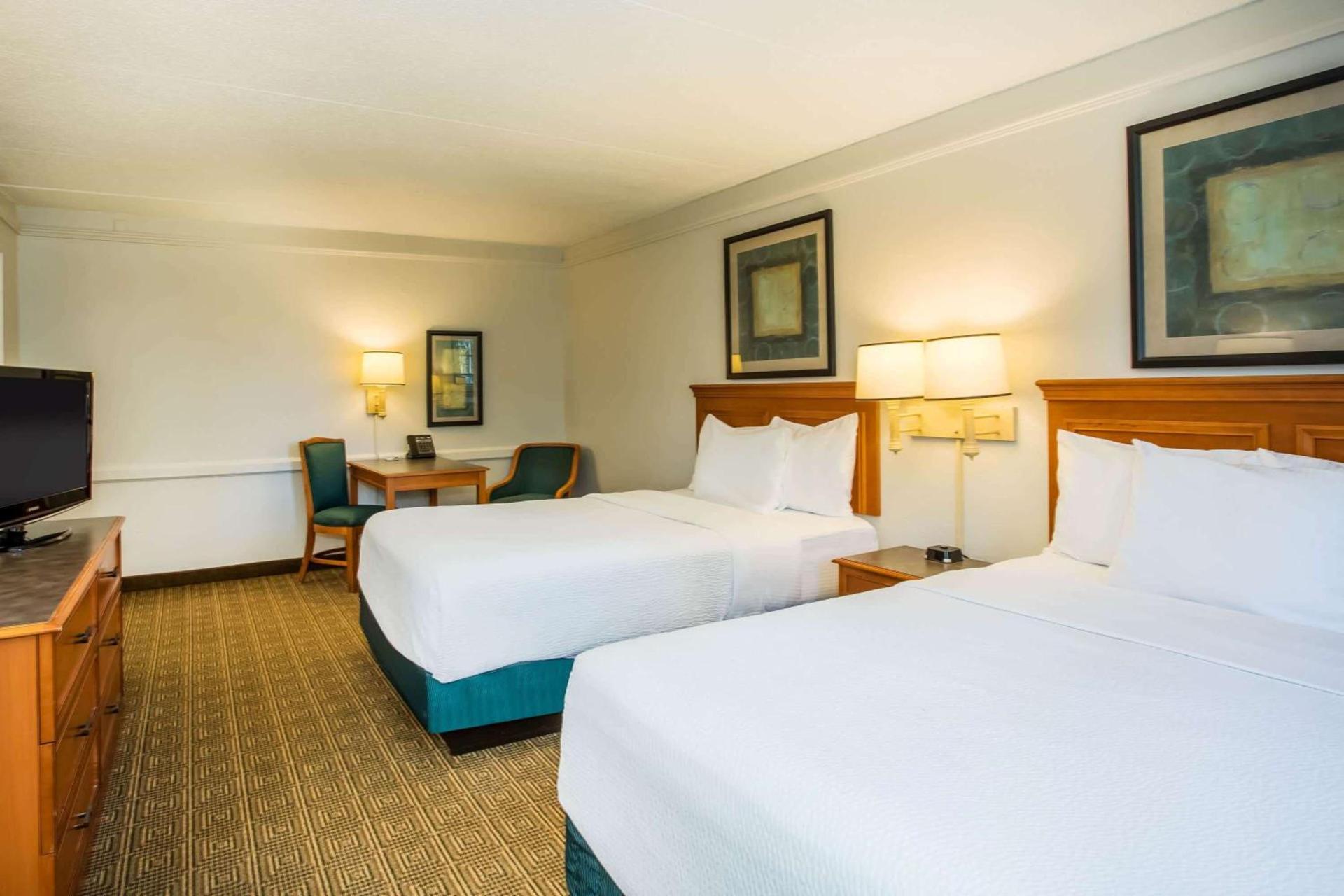 La Quinta Inn by Wyndham Tallahassee North photo 29