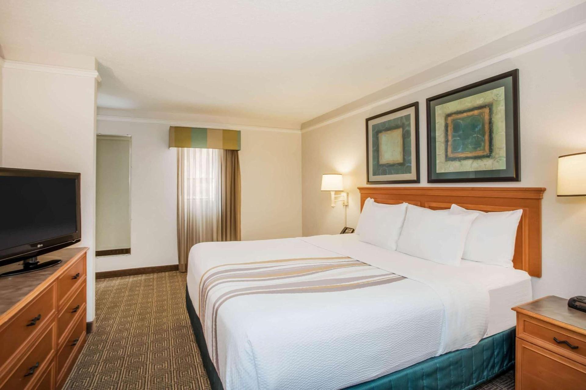 La Quinta Inn by Wyndham Tallahassee North photo 61