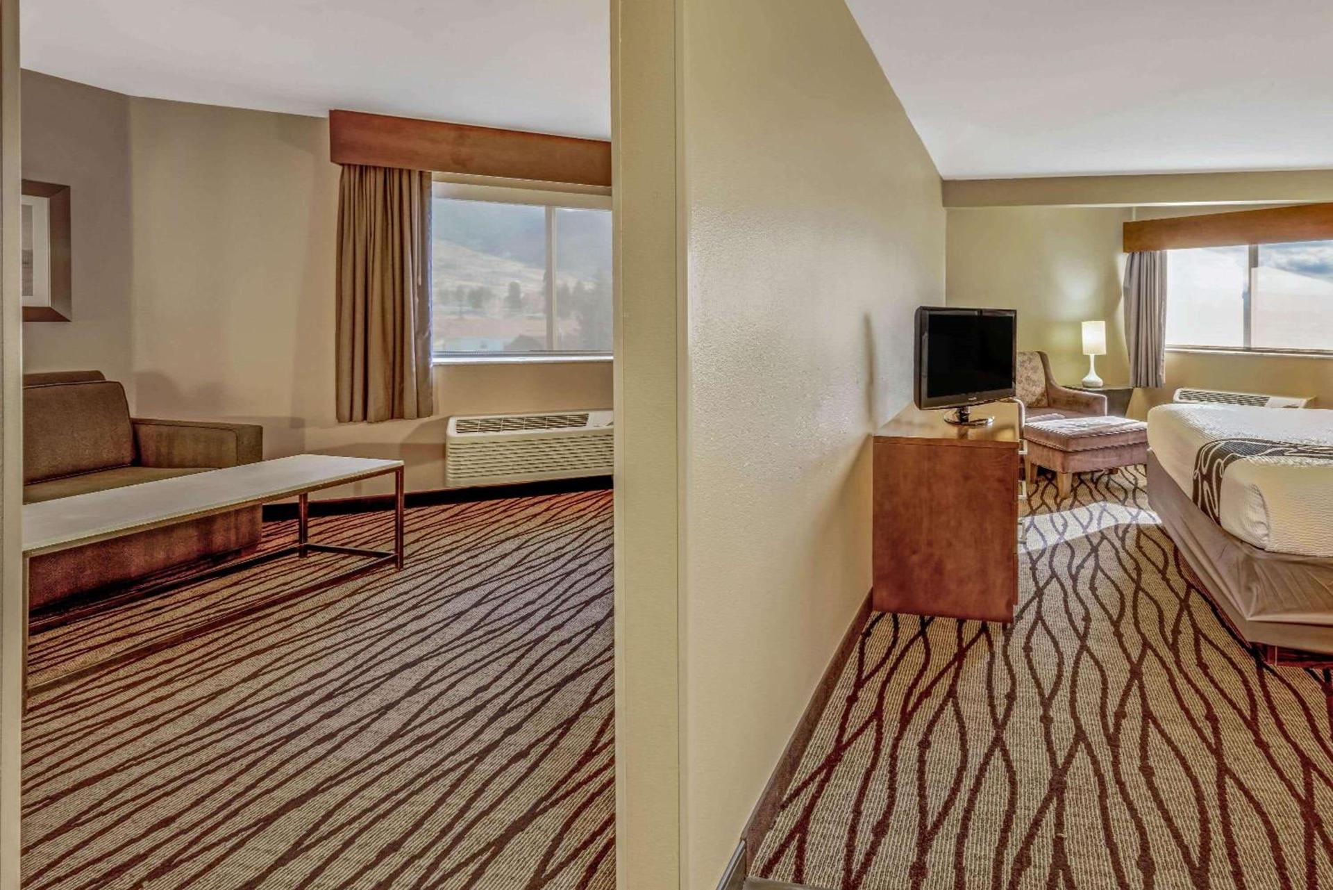 La Quinta by Wyndham Butte photo 6