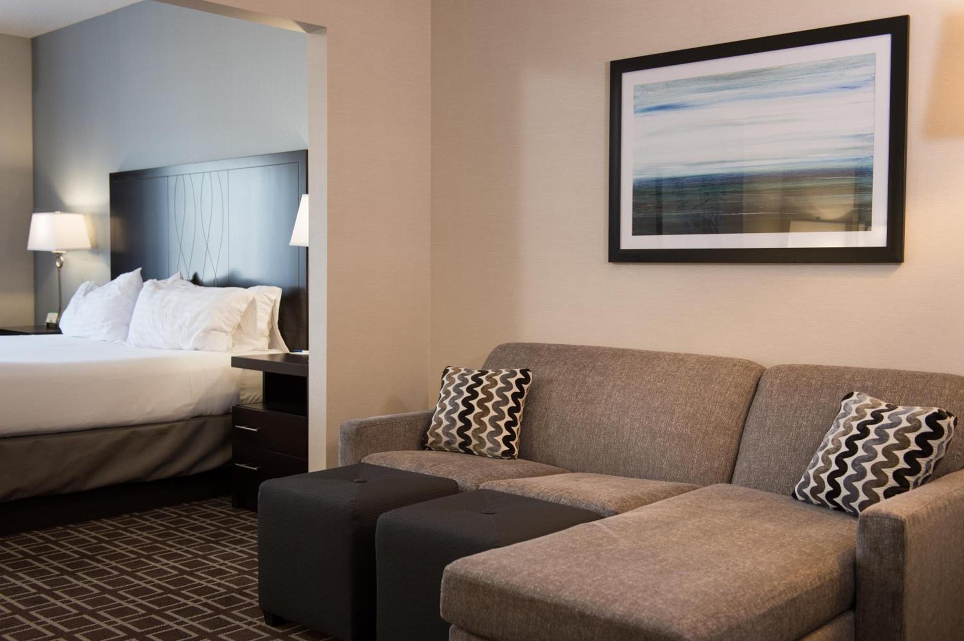 Holiday Inn Express Le Claire Riverfront-Davenport by IHG photo 34