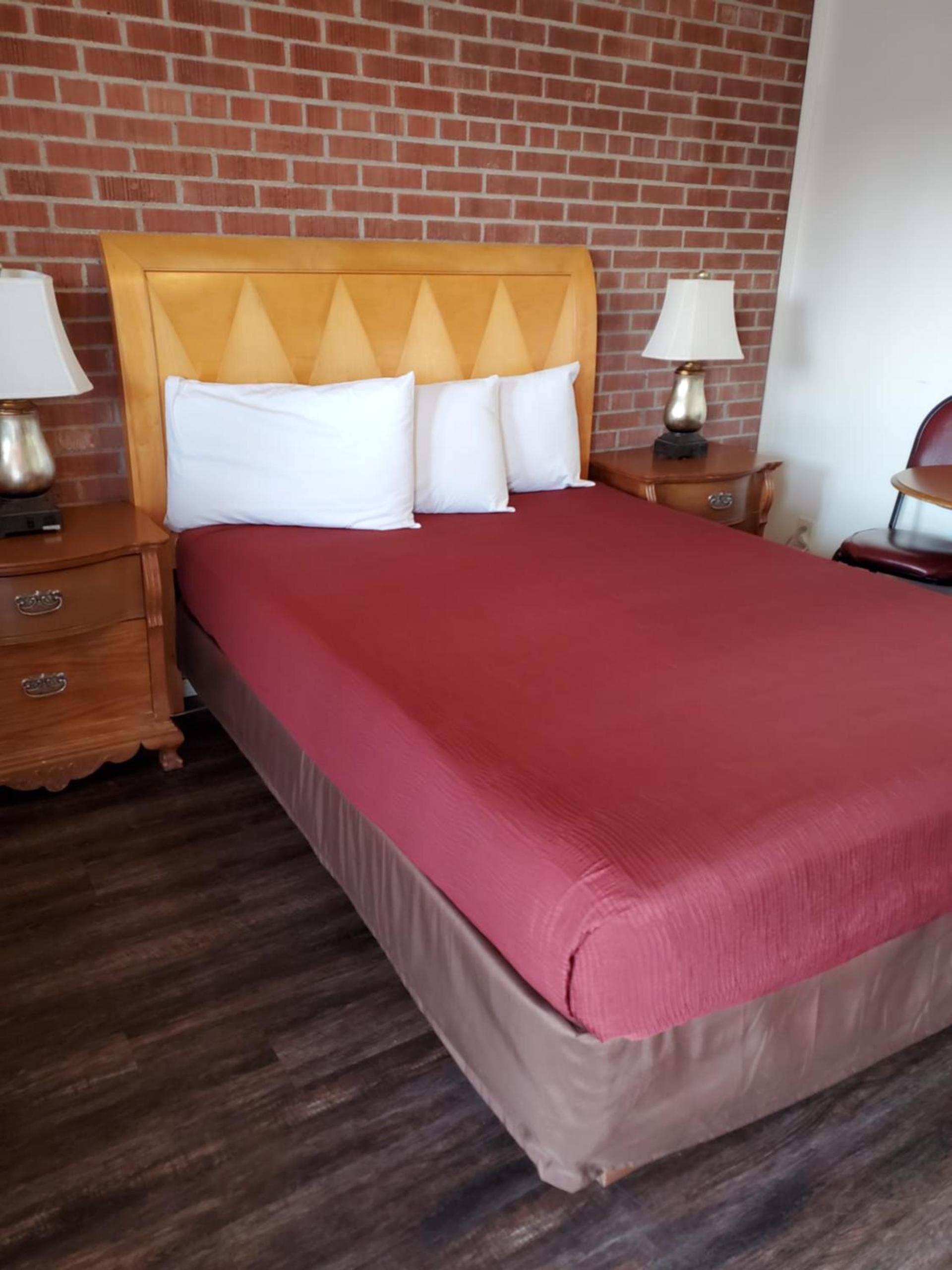 Ontario Inn photo 7