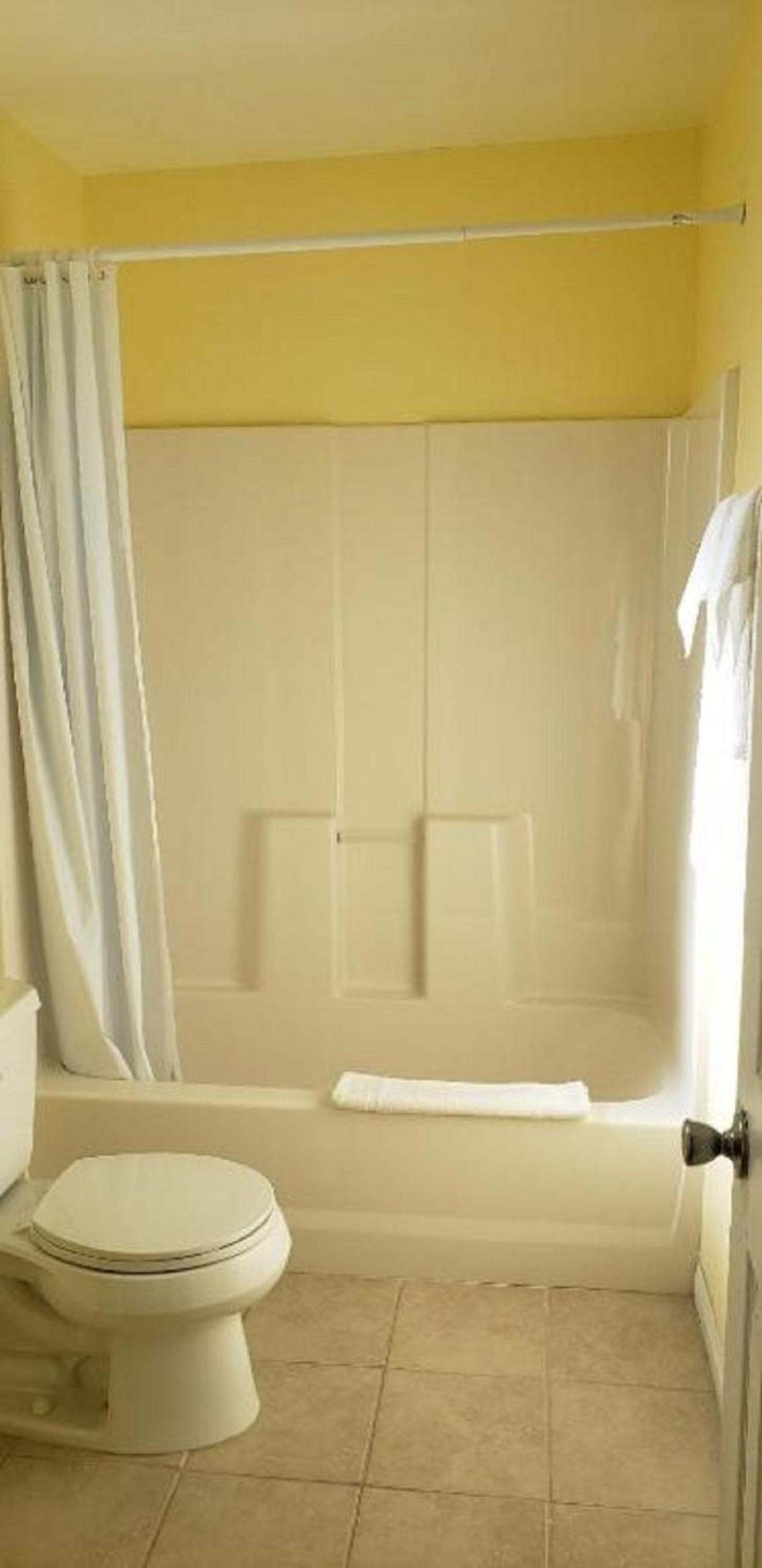 Europa Inn & Suites photo 17