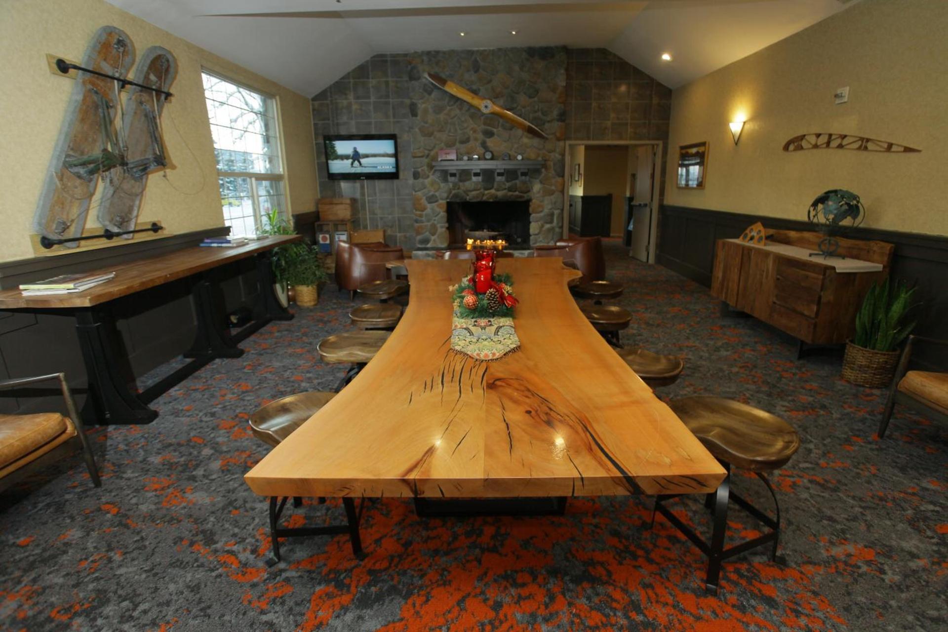 Coast Inn at Lake Hood photo 18