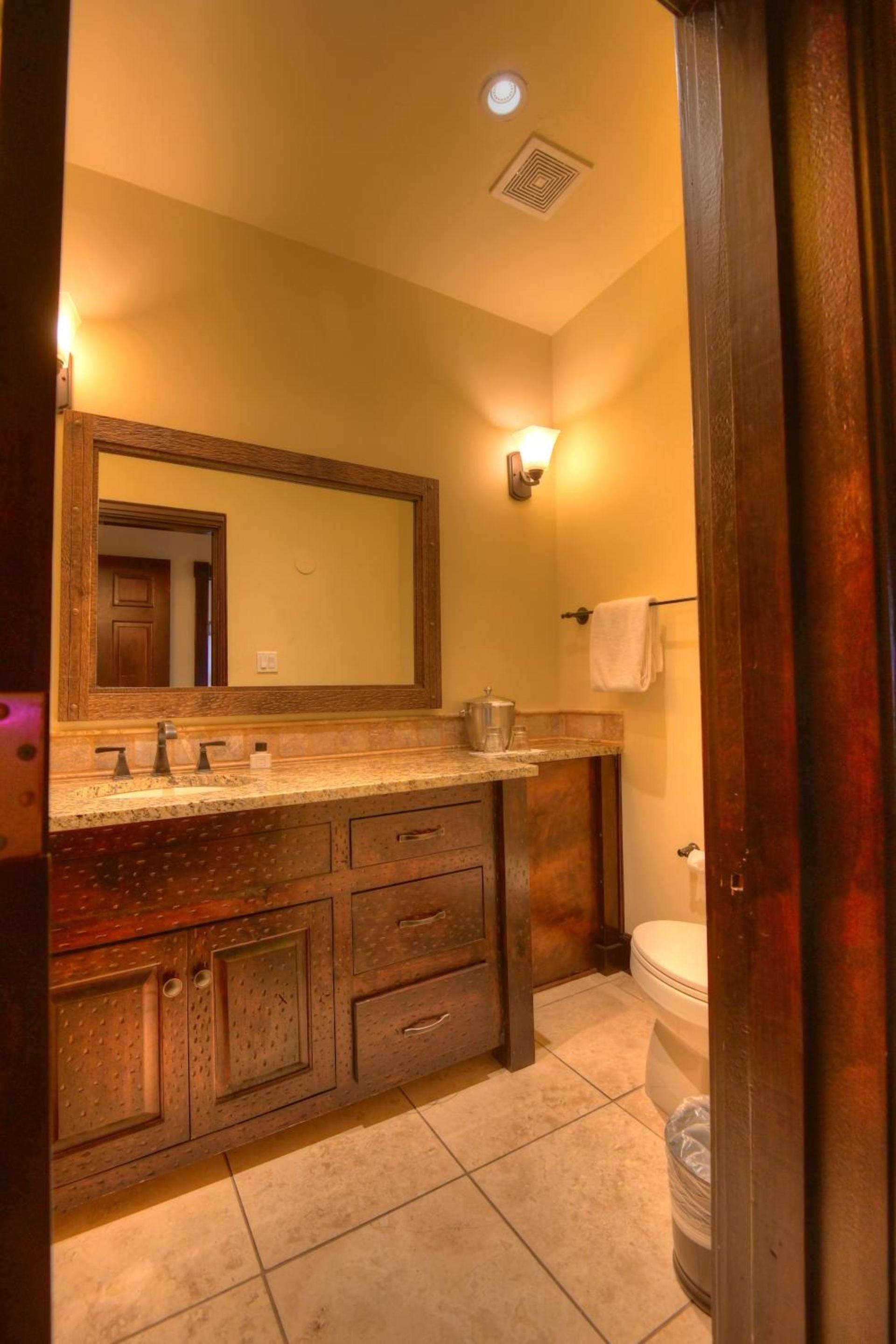 Inn at Vanessie photo 22