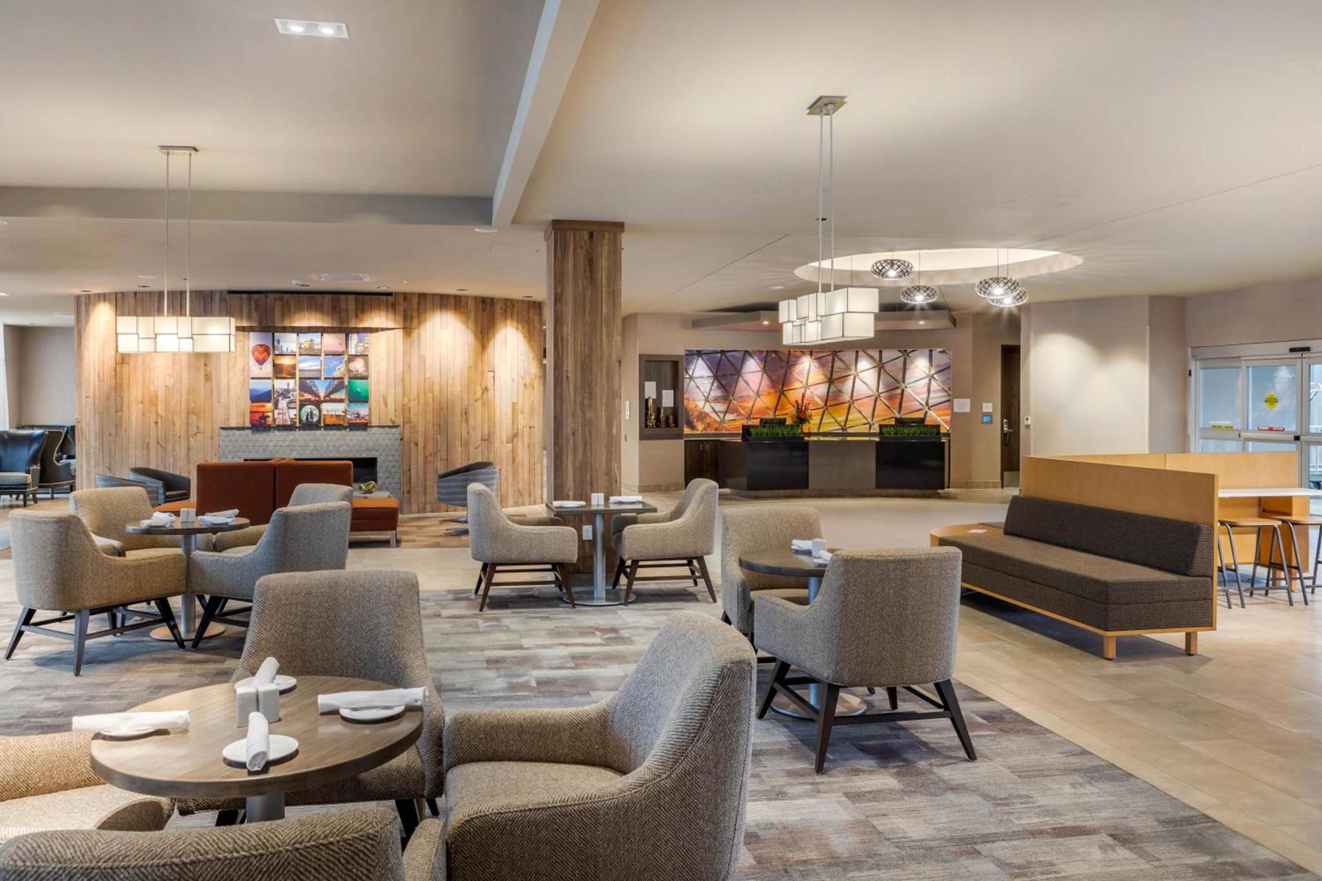 Cambria Hotel Omaha Downtown photo 49
